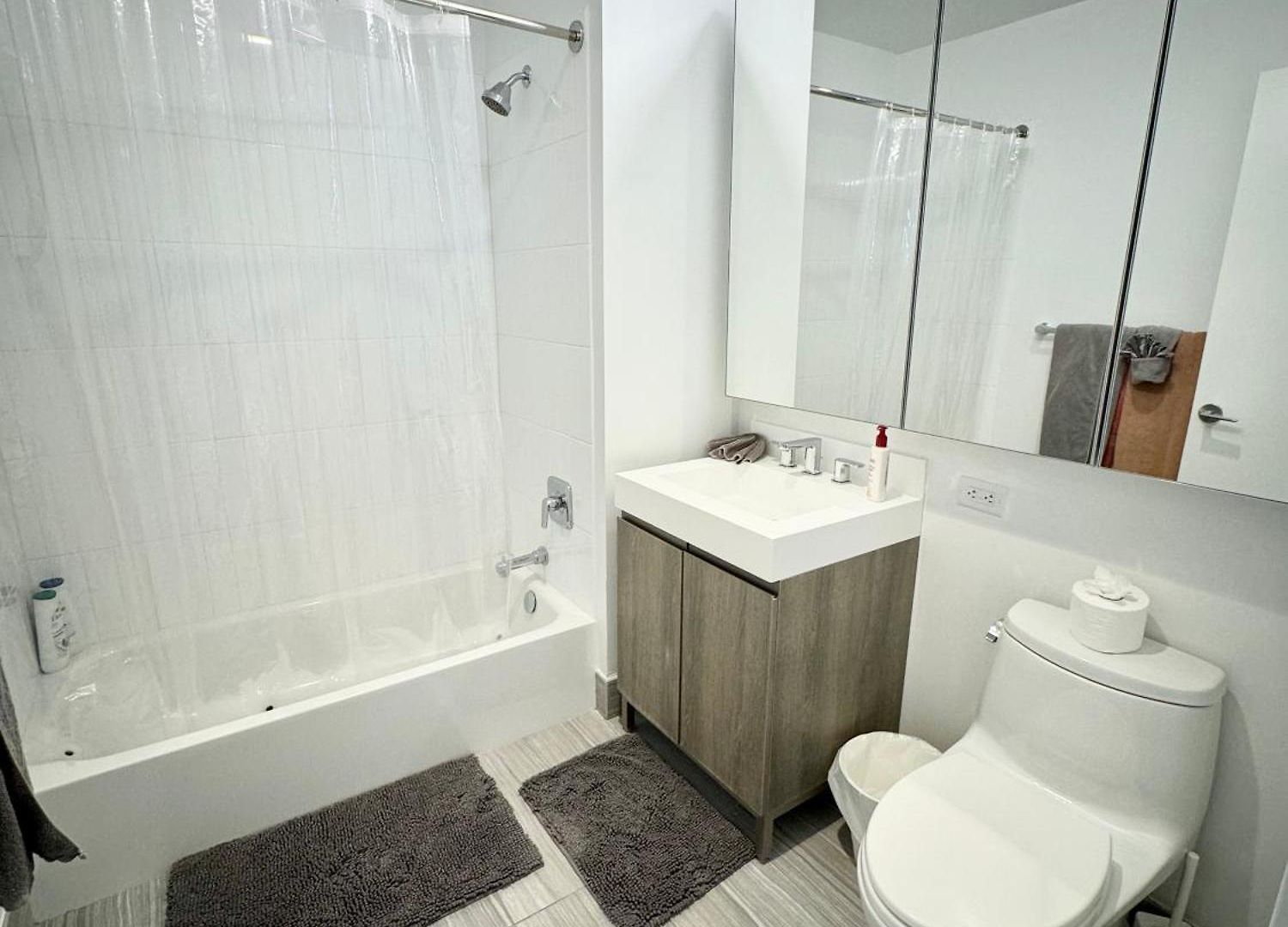 Luxury 2 Bedrooms 2 Bathrooms Corner Breathtaking Views Modern Retreat Apartment