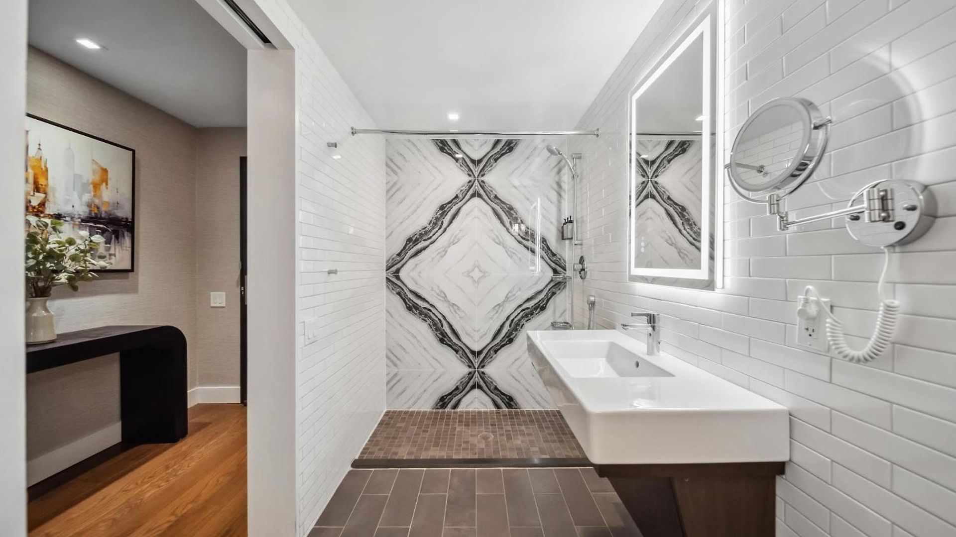 Hotel Lexington Plaza 4*