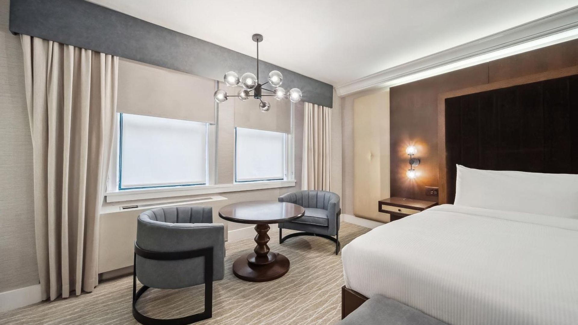 Lexington Plaza 4*