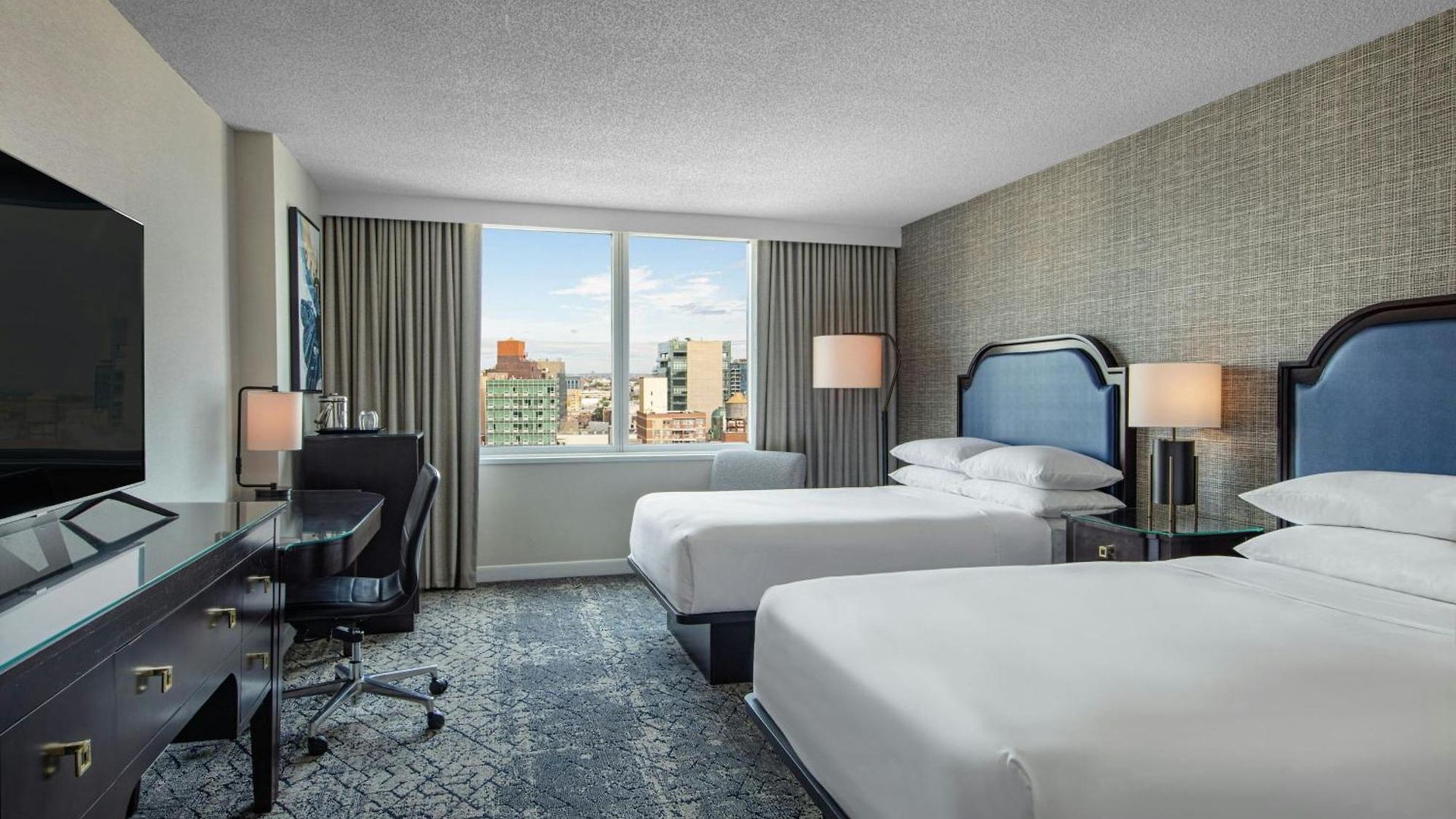 Sheraton Laguardia East Hotel