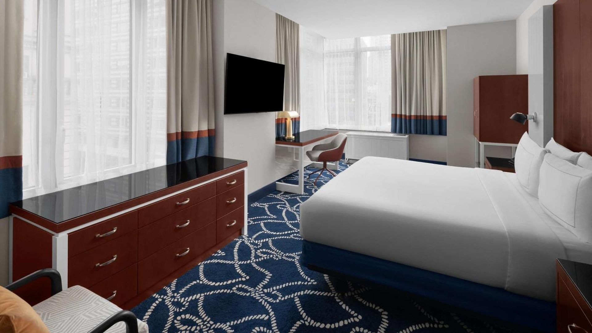 Hotel Hilton Brooklyn - Newly Renovated 4*