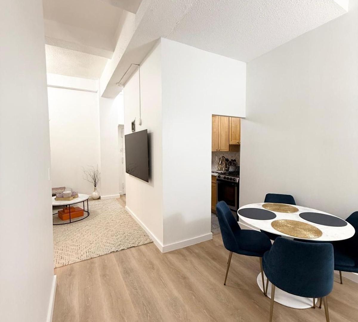 Great 2 Bed Great Location Nye Apartment *
