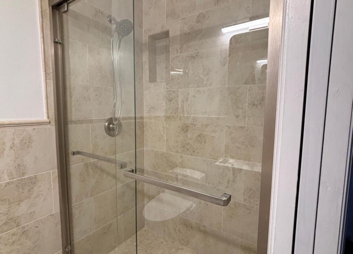 Private Bedroom And Private Bath 3*