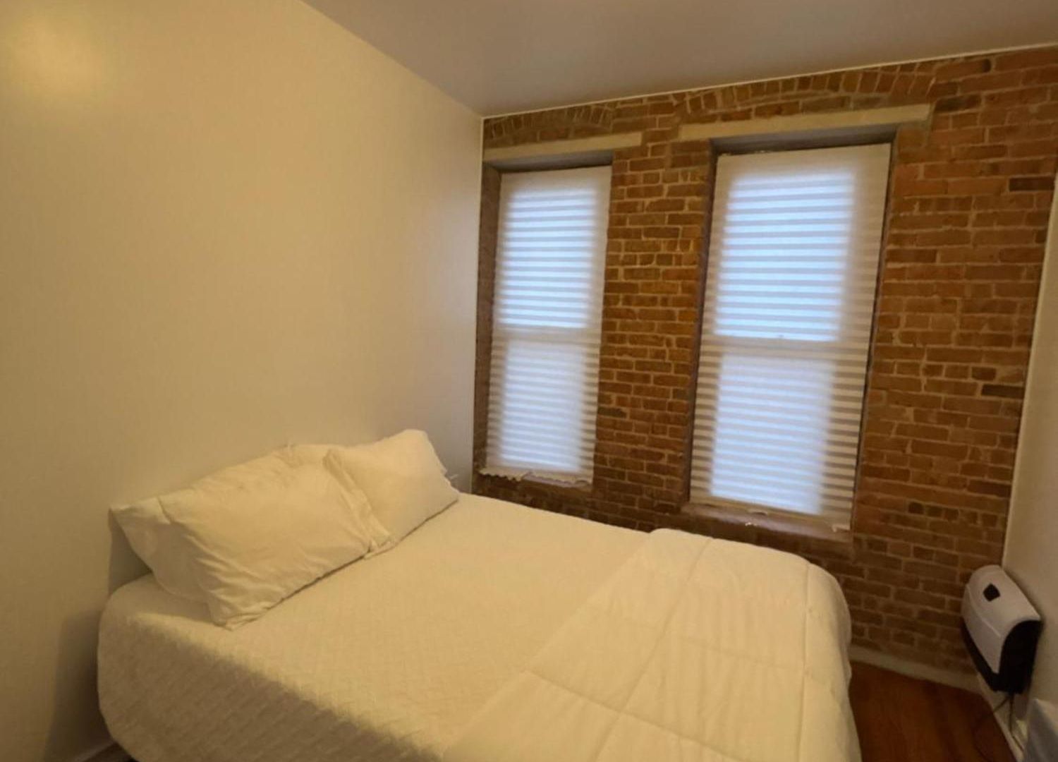 Private Bedroom And Private Bath Guest house