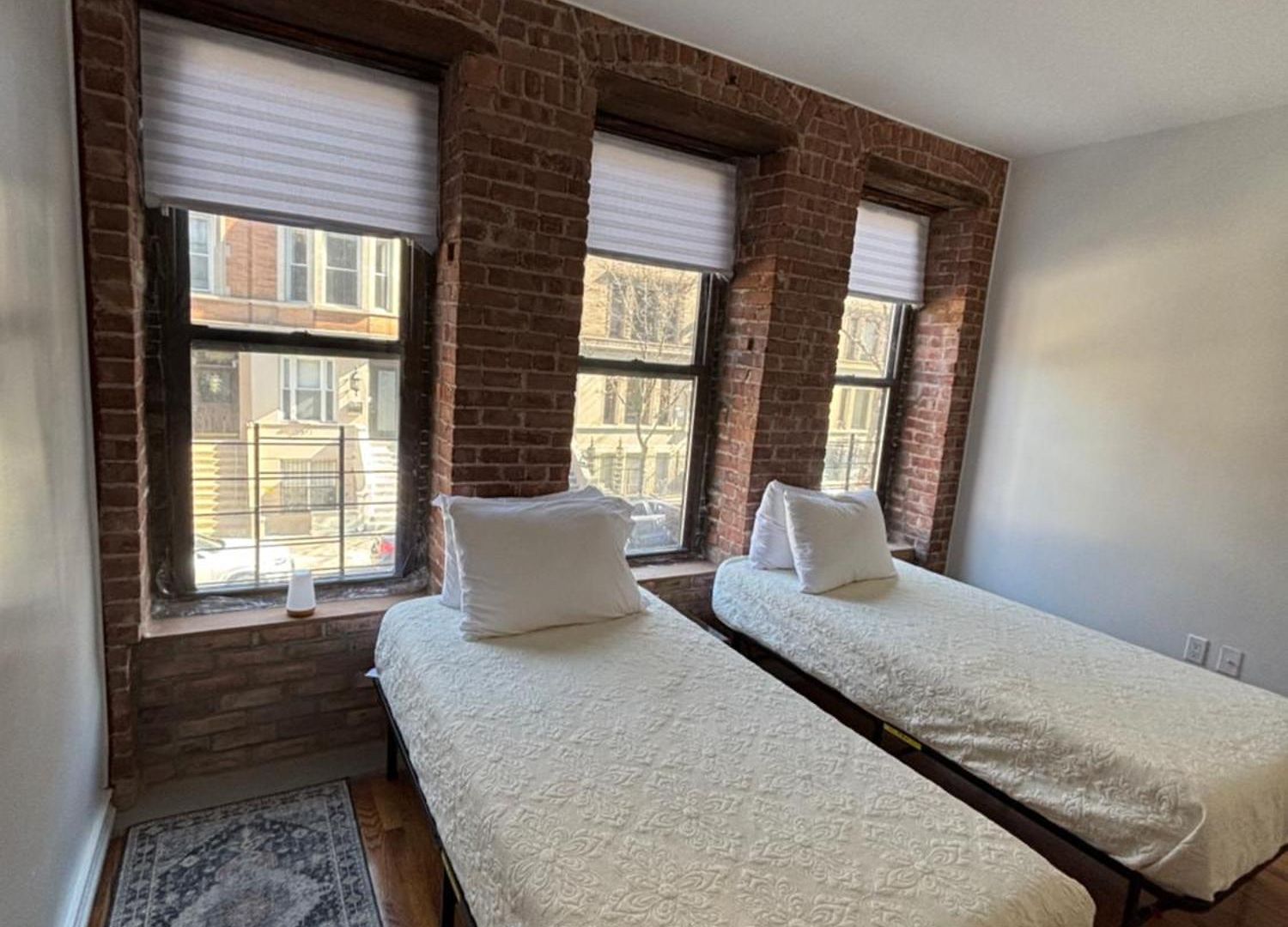 Private Bedroom And Private Bath Guest house