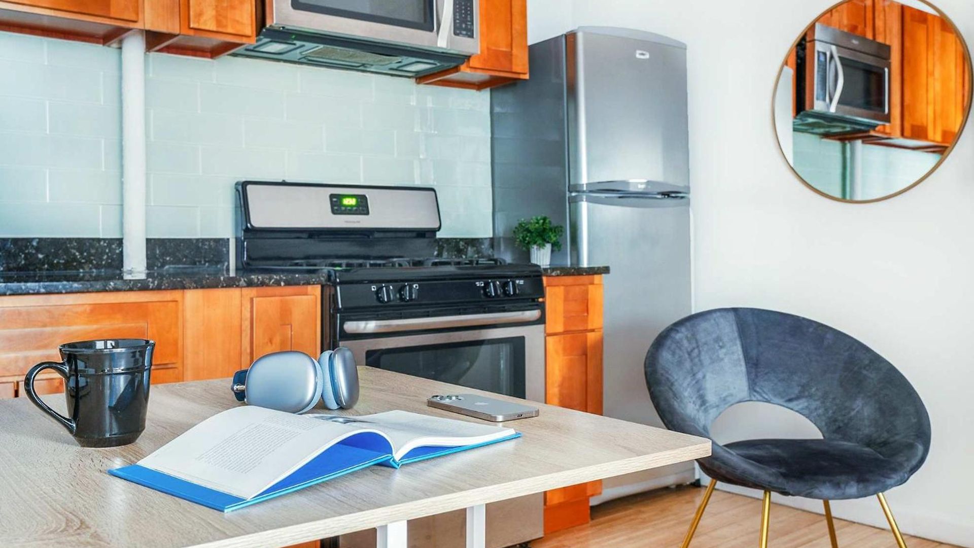 102-1a Value 2br Near Park * New York