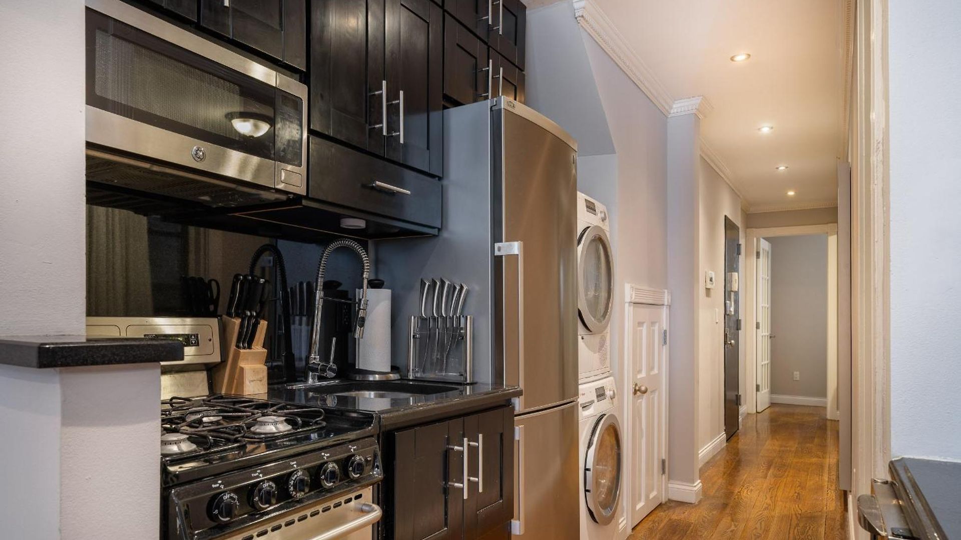 Three Bedroom In Lower Manhattan! New York