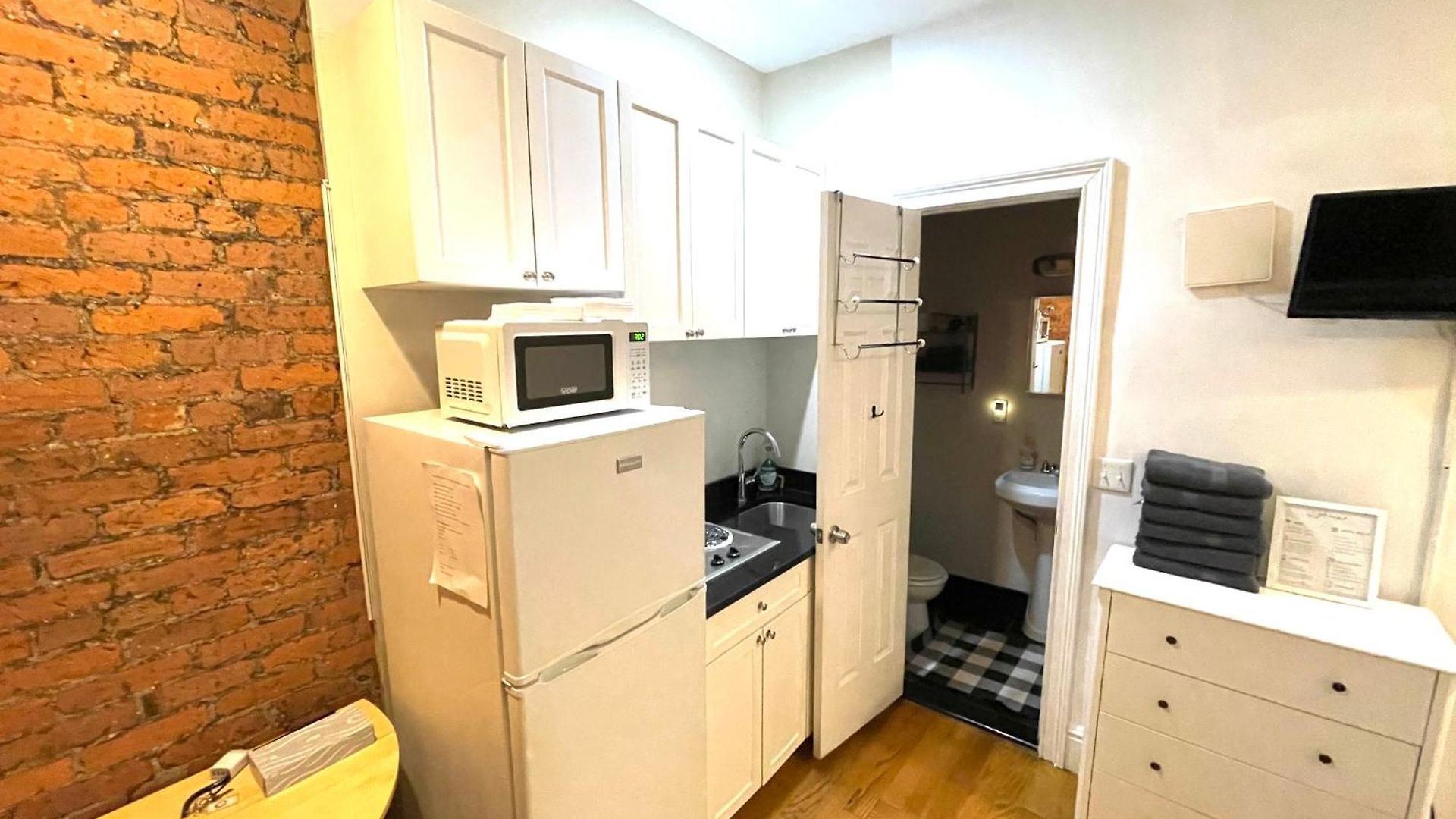 Nest 1 Bedroom With Kitchenette 4*
