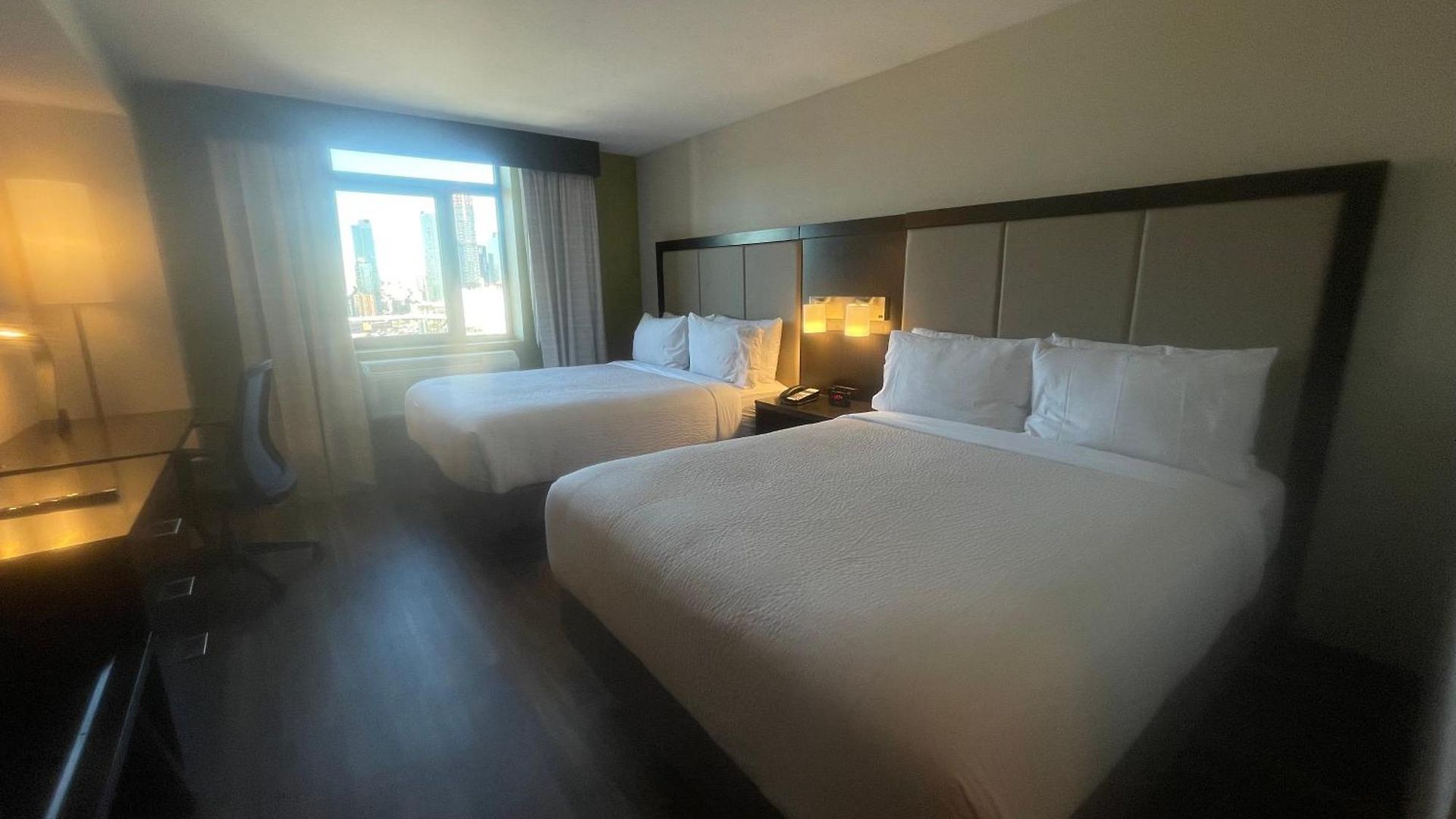 Hotel Express Long Island E - By Ihg New York