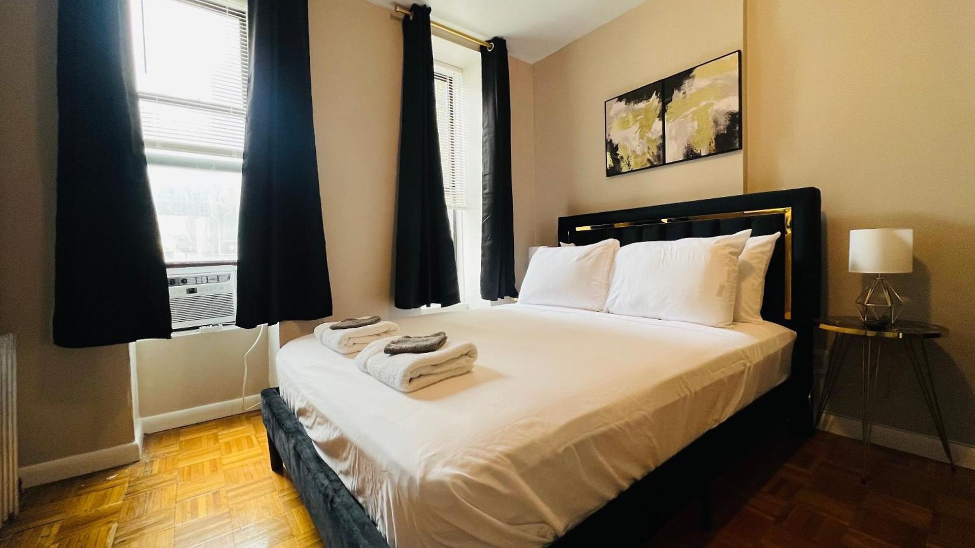 Apartment Hudson New York