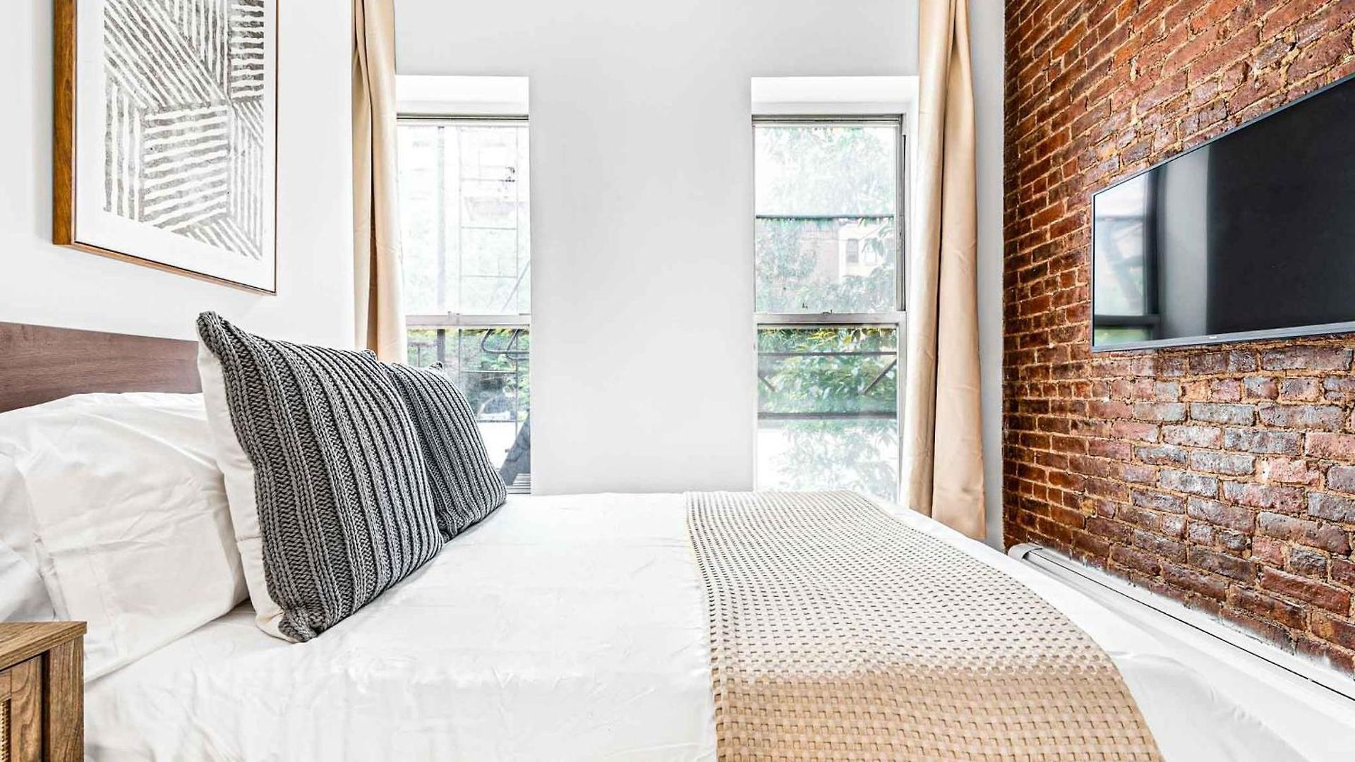 Stylish & Comfy 4bdr & 1bth In Midtown Manhattan Apartment New York