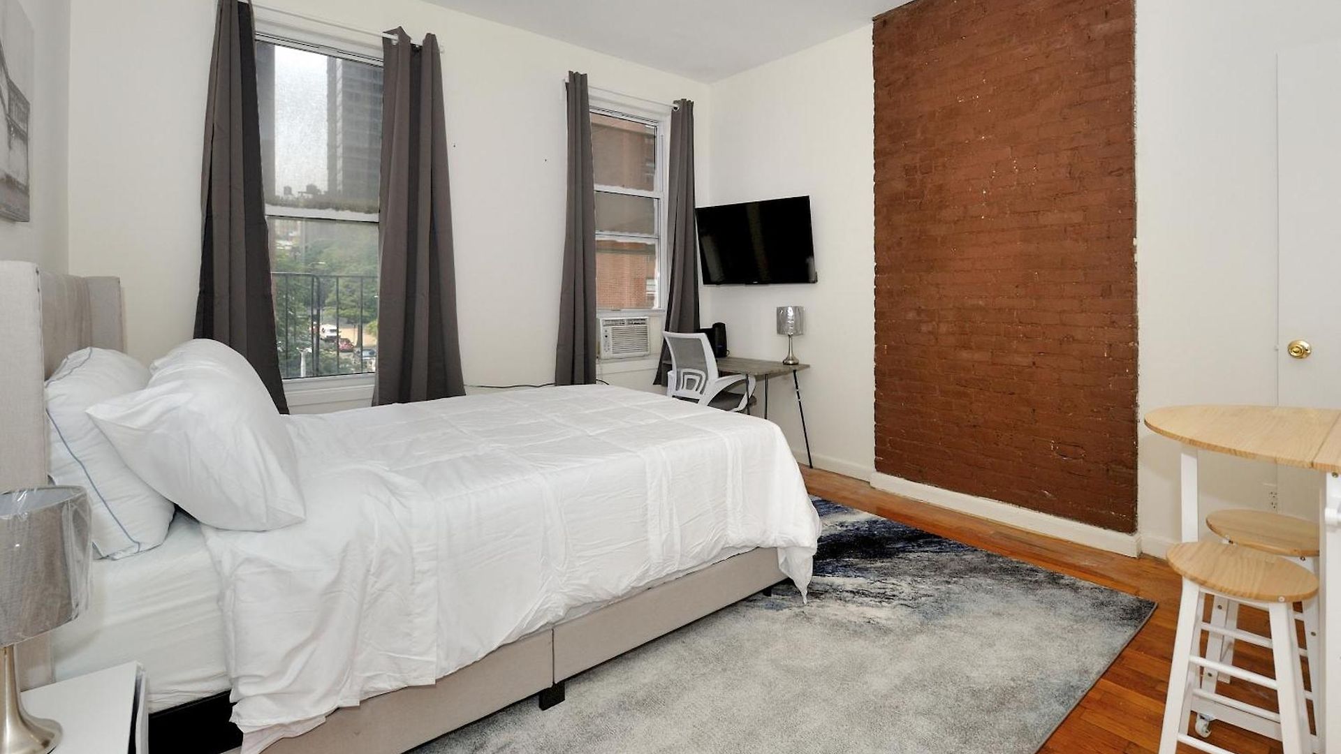 Cozy Steps To Park Upper E Side Apartment *