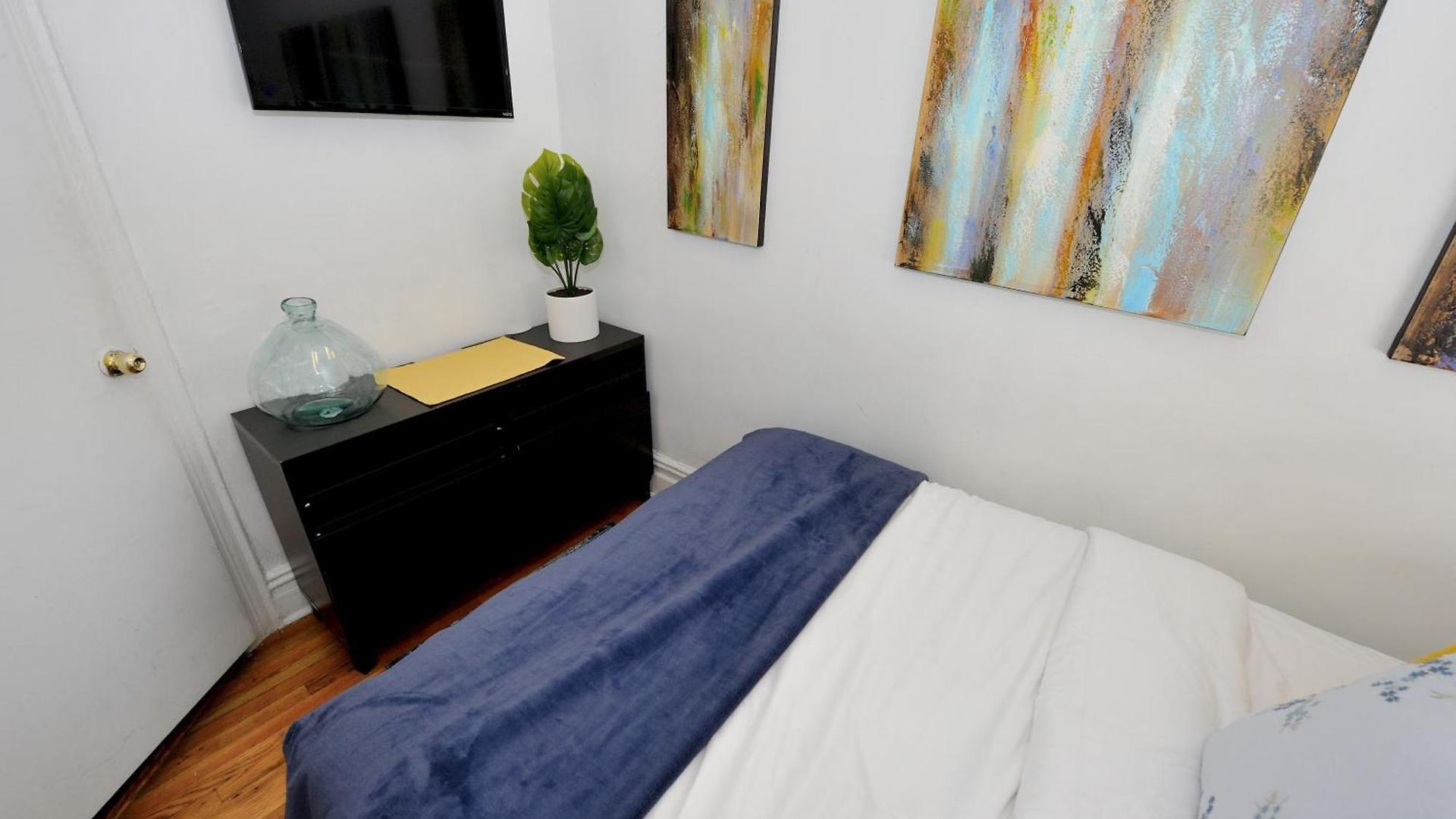 Midtown West Furnished 3br
