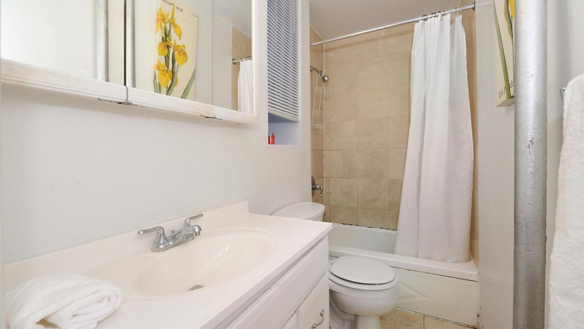 Midtown West Furnished 3br New York