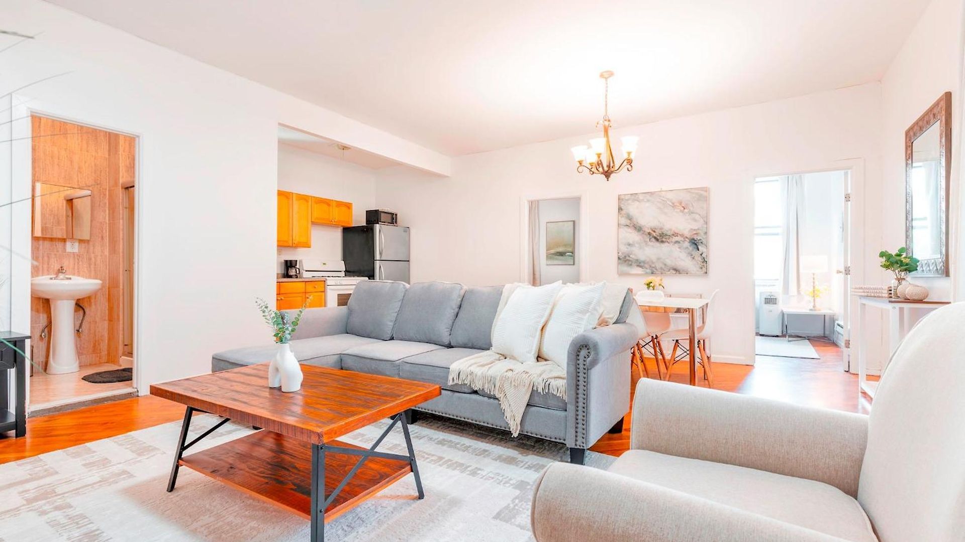 Prime Location Upper Manhattan Furnished Apartment New York