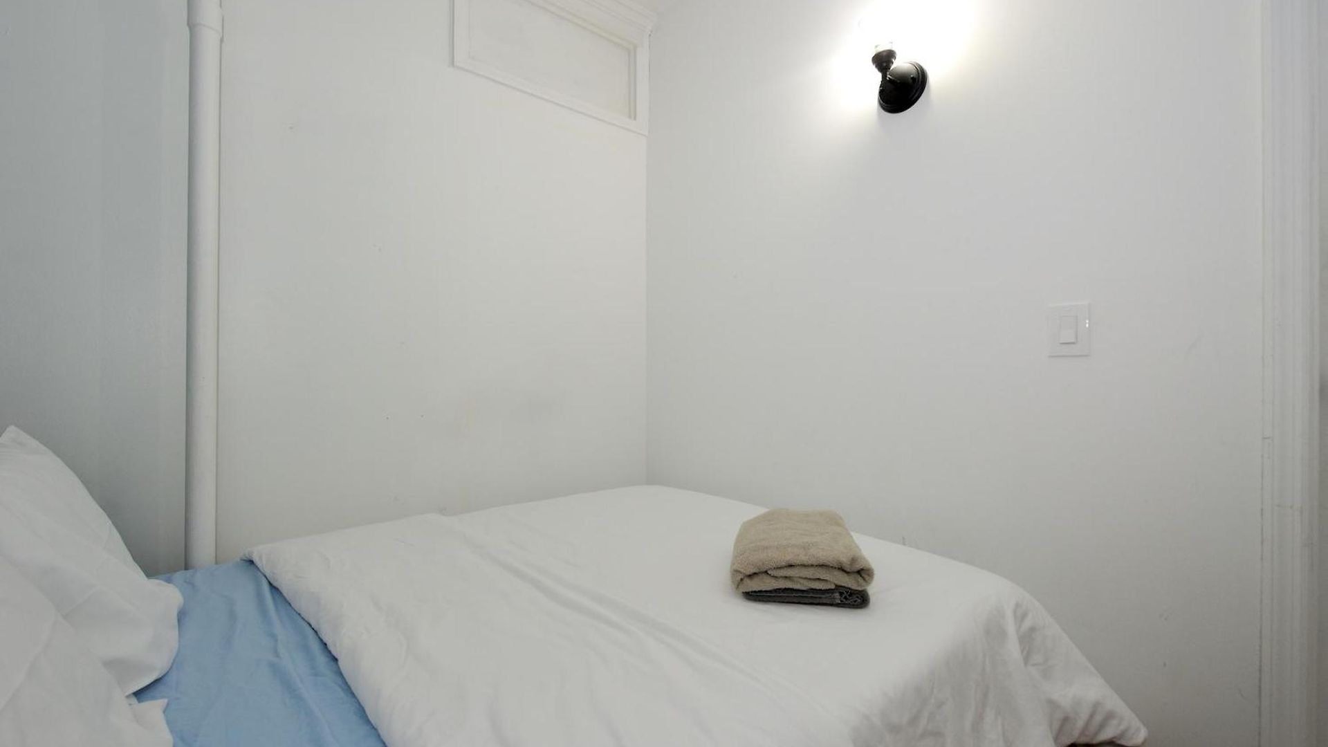 Charming 2br Near Times Square Apartment