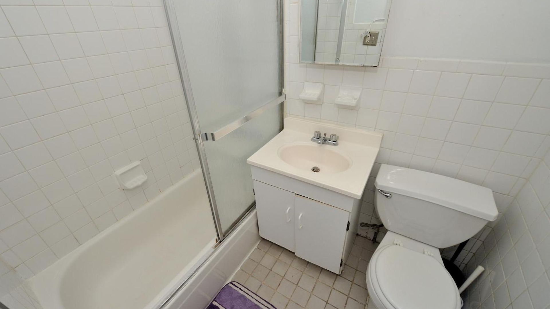Midtown West Furnished 3 Bedroom Apartment *