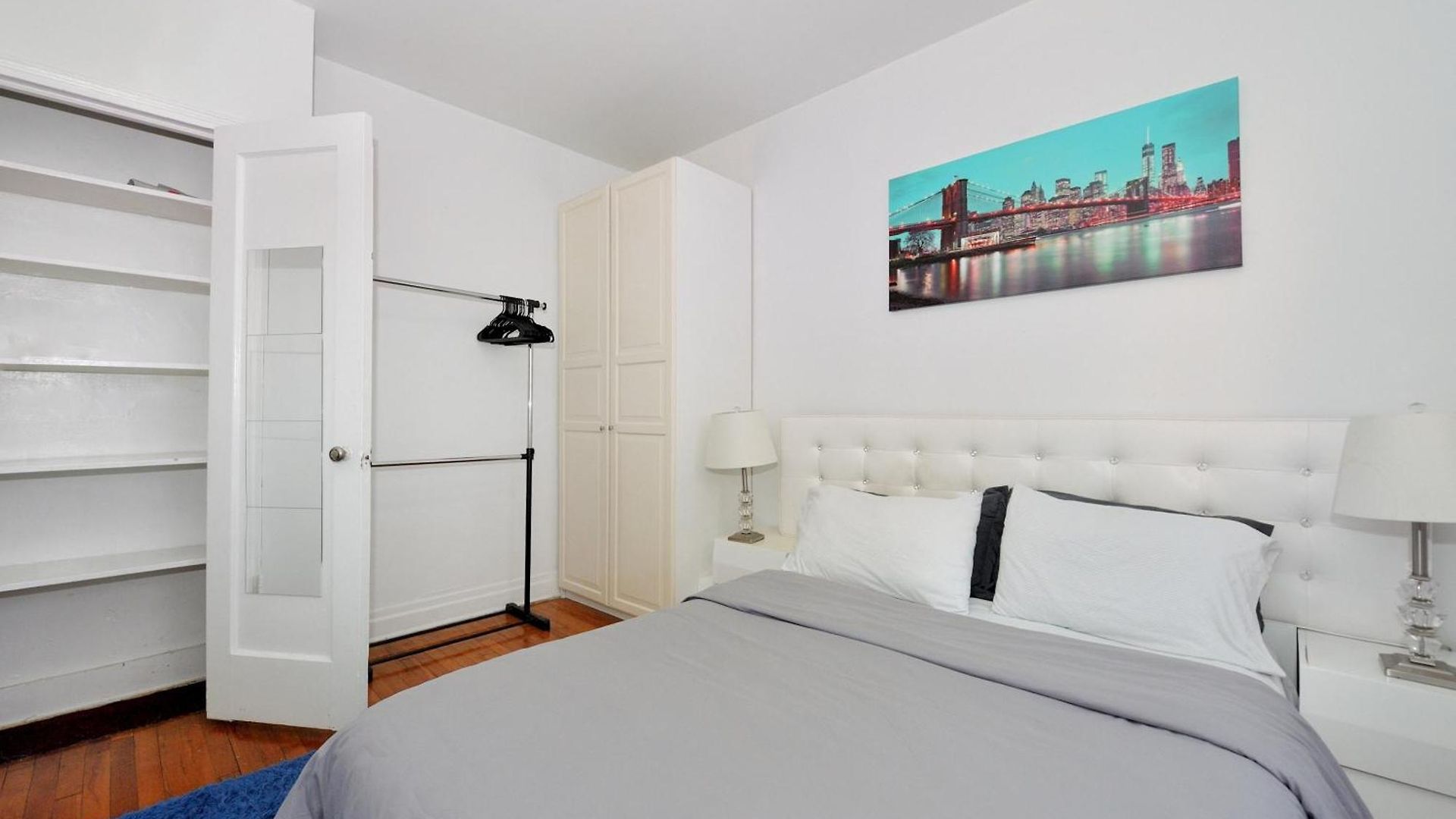 Midtown West Furnished 3 Bedroom Apartment New York