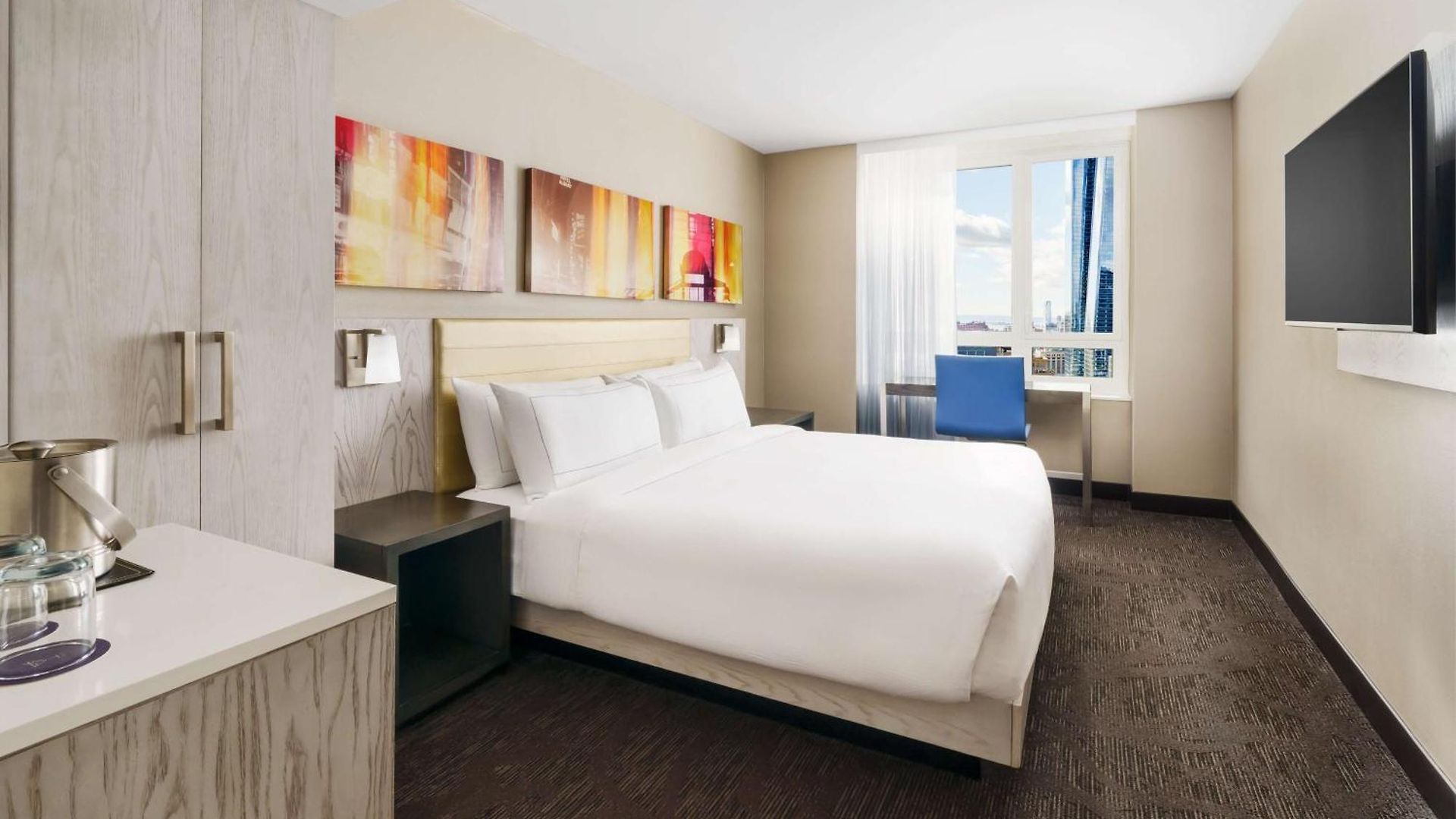 Doubletree By Hilton New York Times Square West