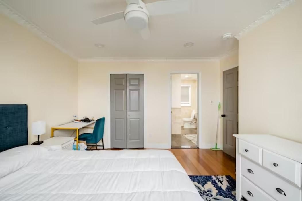 Luxury Hotel-style In Queens,