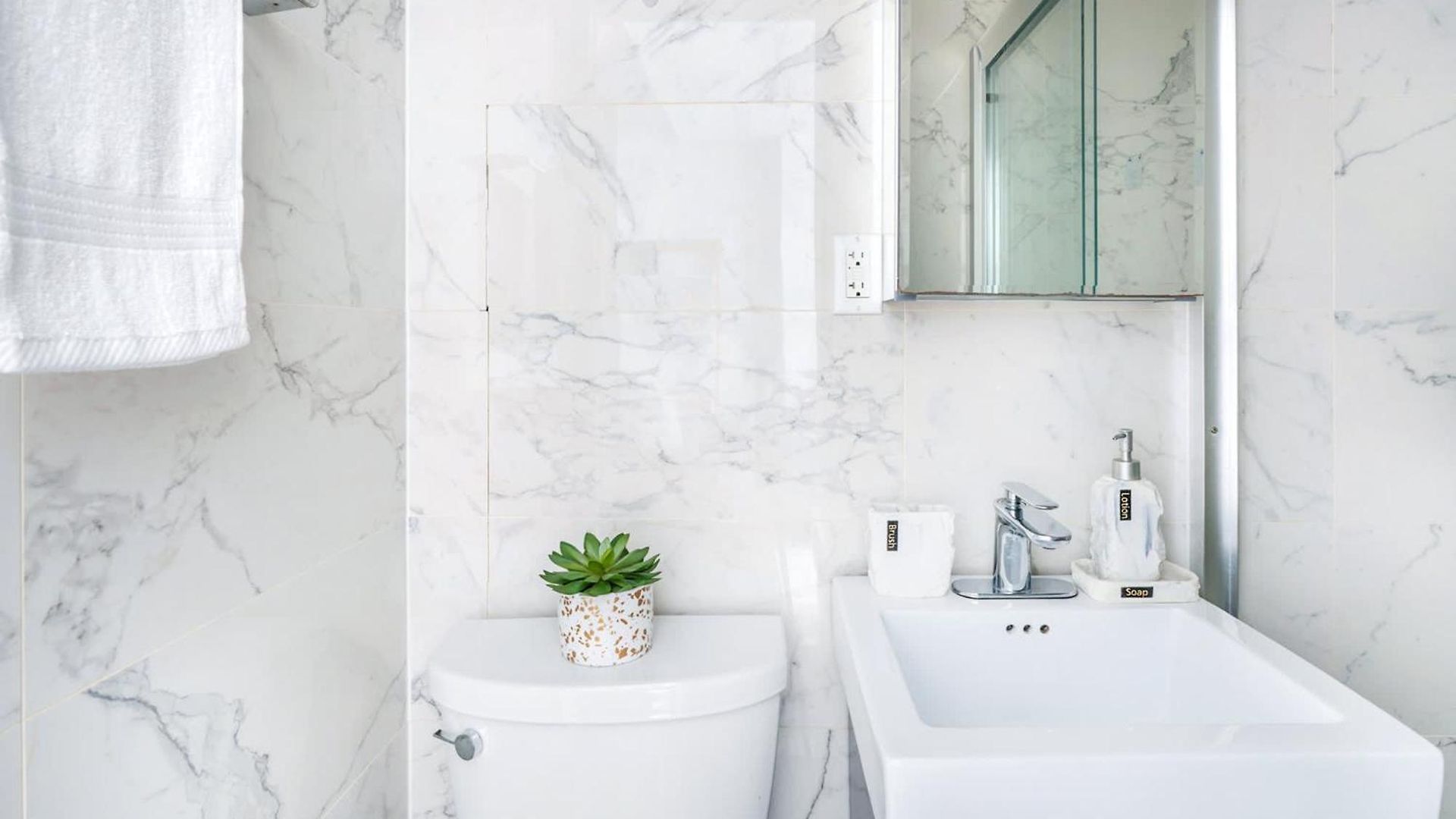 69-5b I Stylish Lower East Side 1br Brand New New York