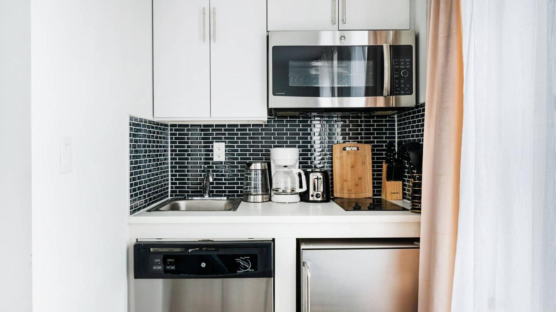 69-5b I Stylish Lower East Side 1br Brand New Apartment New York
