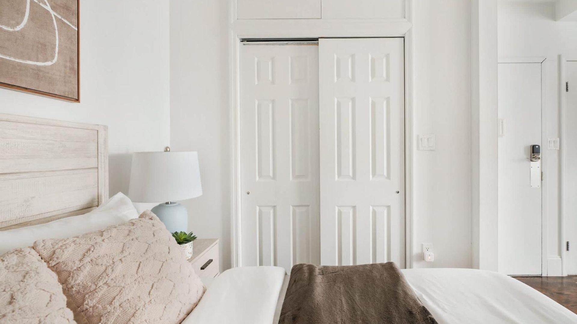 69-5b I Stylish Lower East Side 1br Brand New