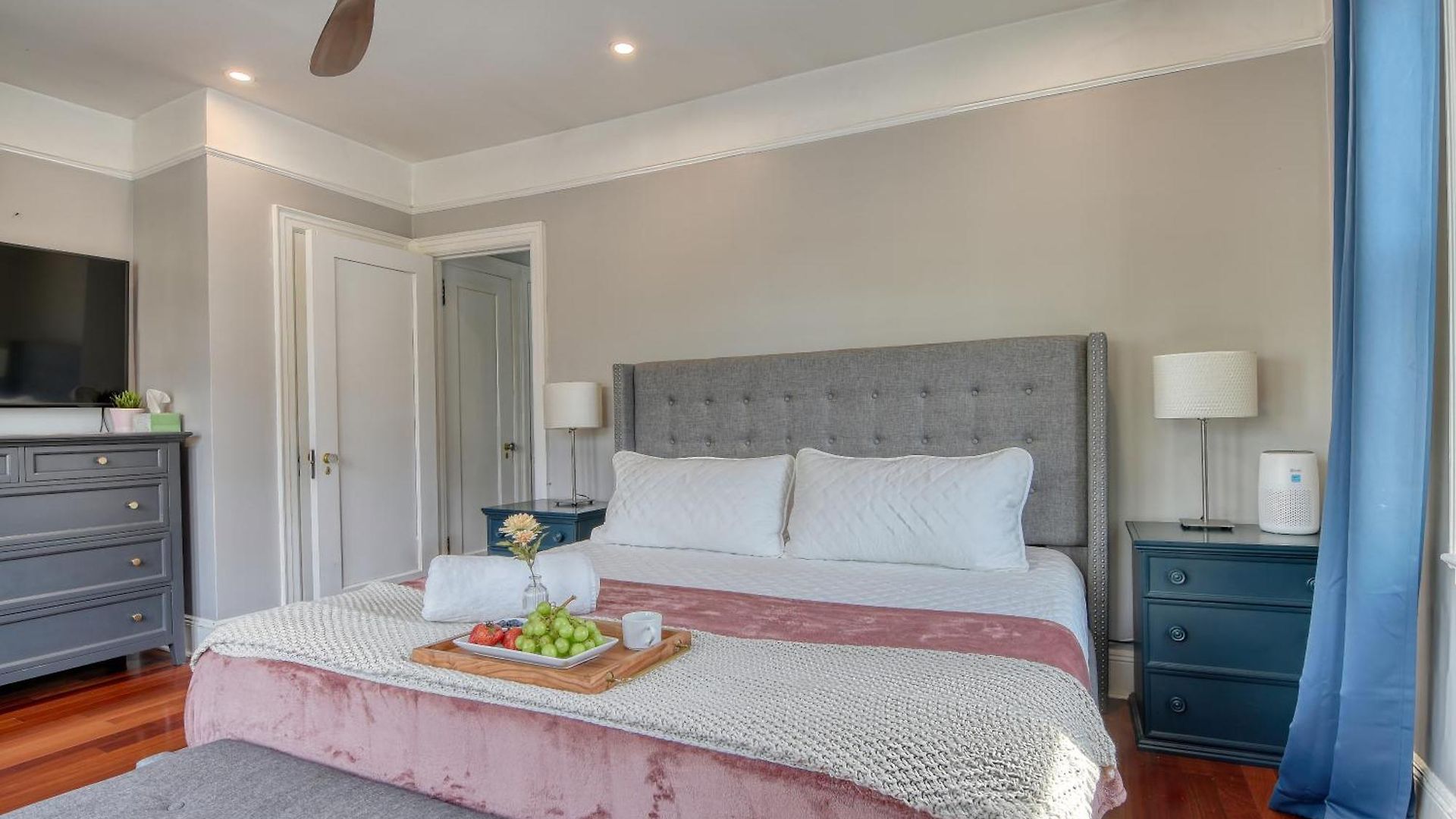 Holiday home Brooklyn Gem 3 Blocks To Prospect Park - 3 King Beds 1 Queen, Free Parking, New York