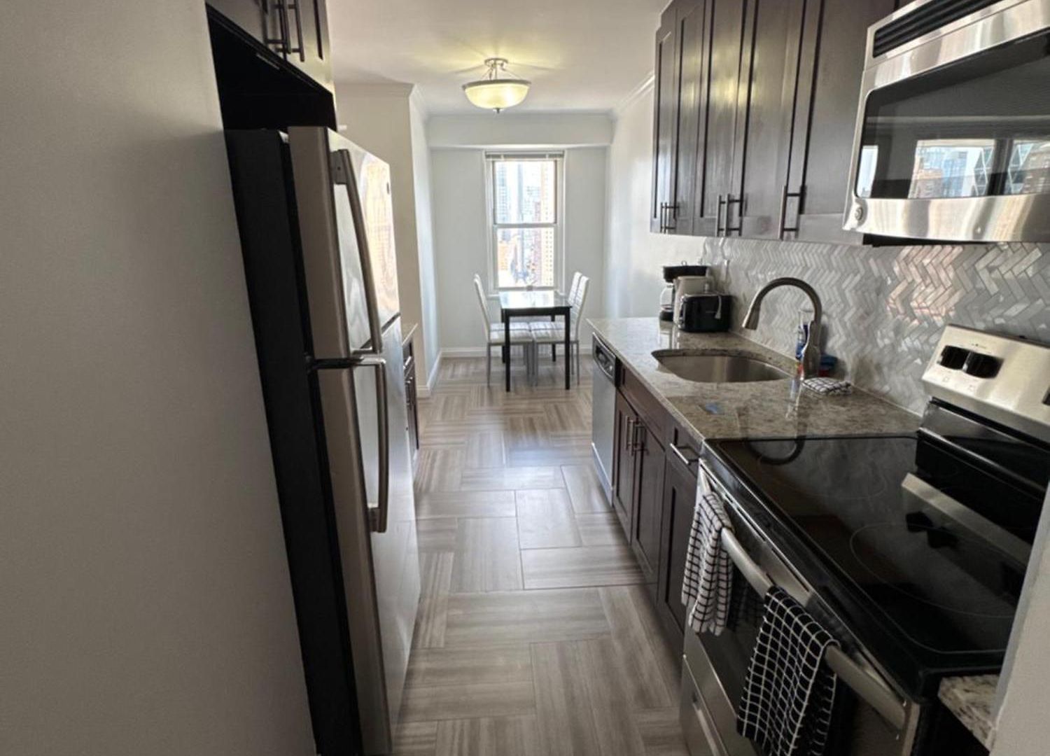 Midtown High Floor Fantastic Panoramic View Corner 2 Bedroom Apartment