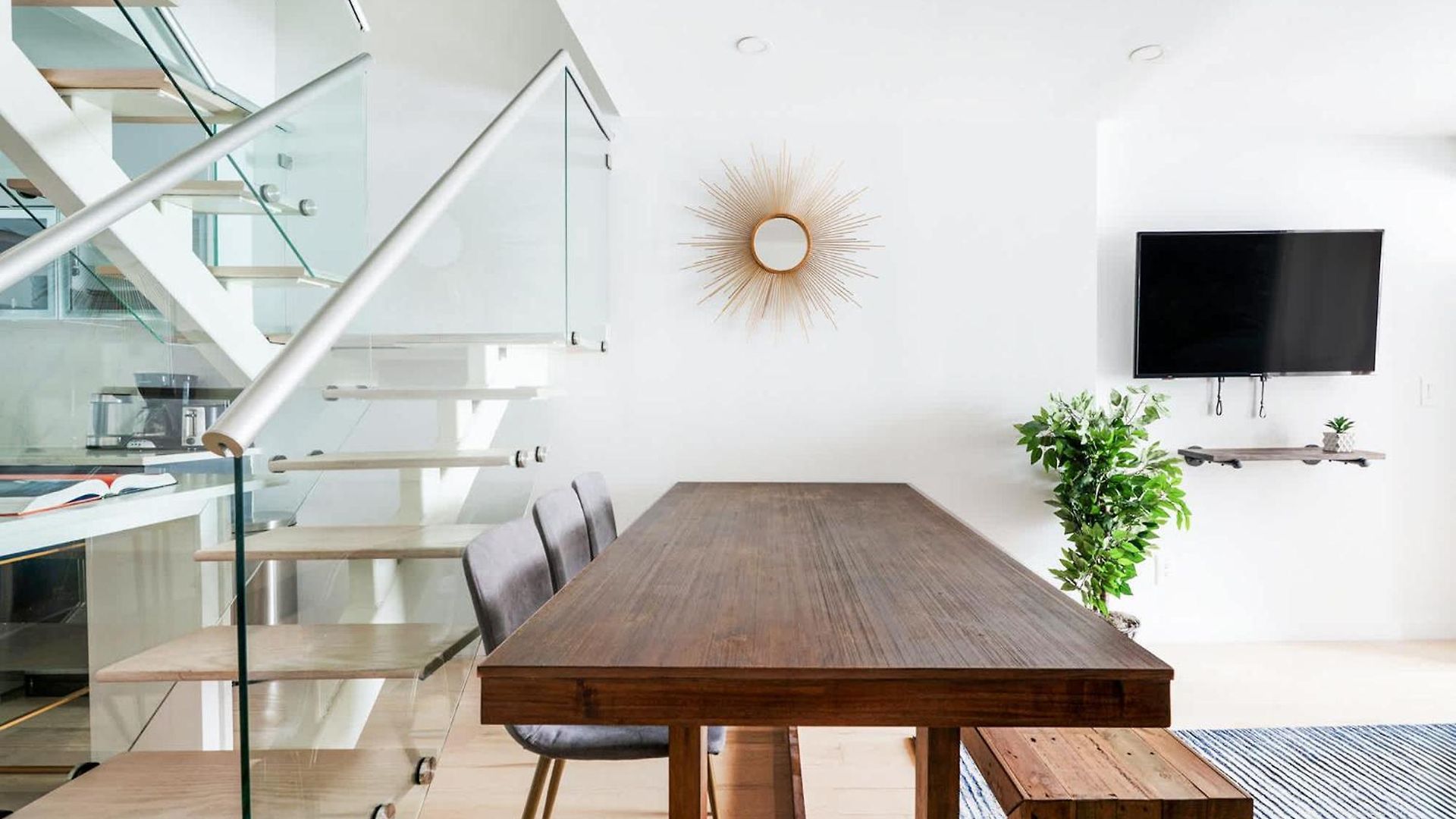 75-4a Brand New 3br Prime Ues W D In Unit *
