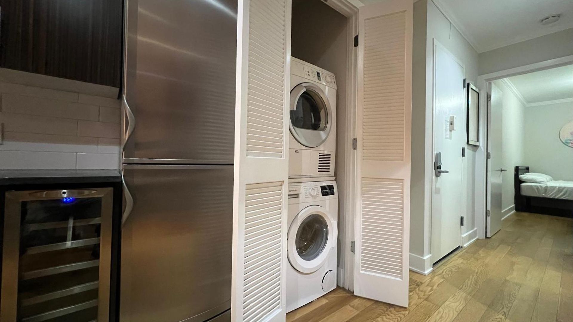 The Avalon Luxe Apartment *