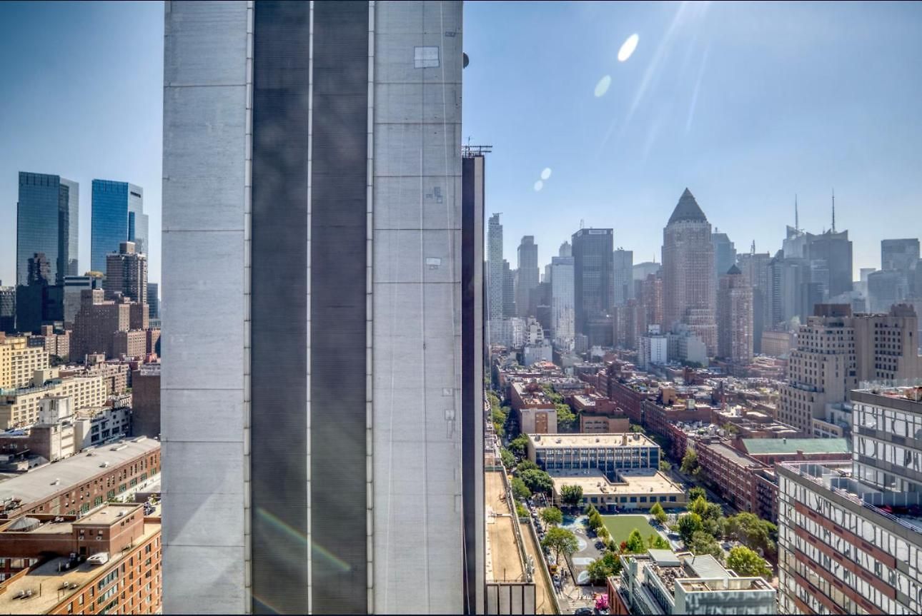 Time Square Apartment New York