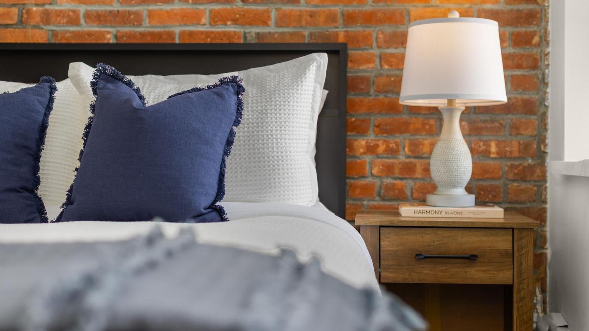 Rustic Nyc In Trendy Hudson Yard