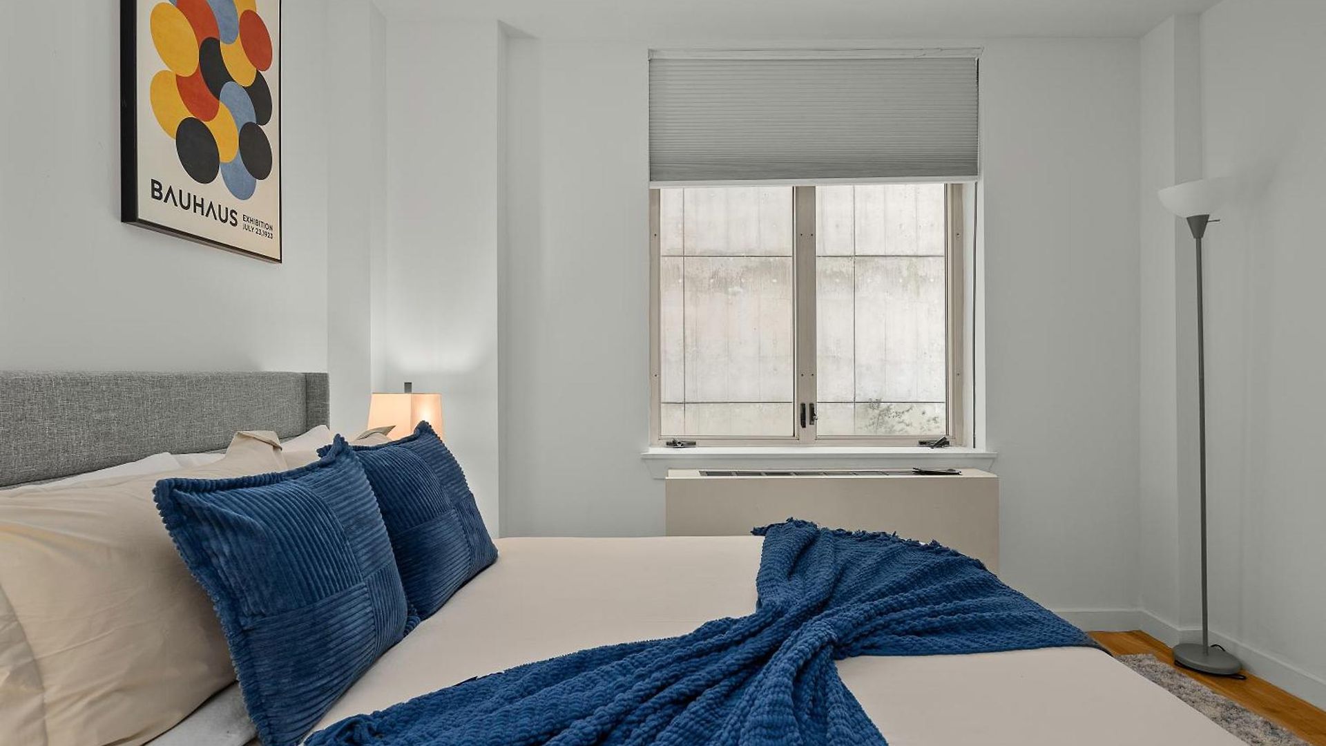 Apartment Modern 2br Steps From New York's Iconic Broadway New York