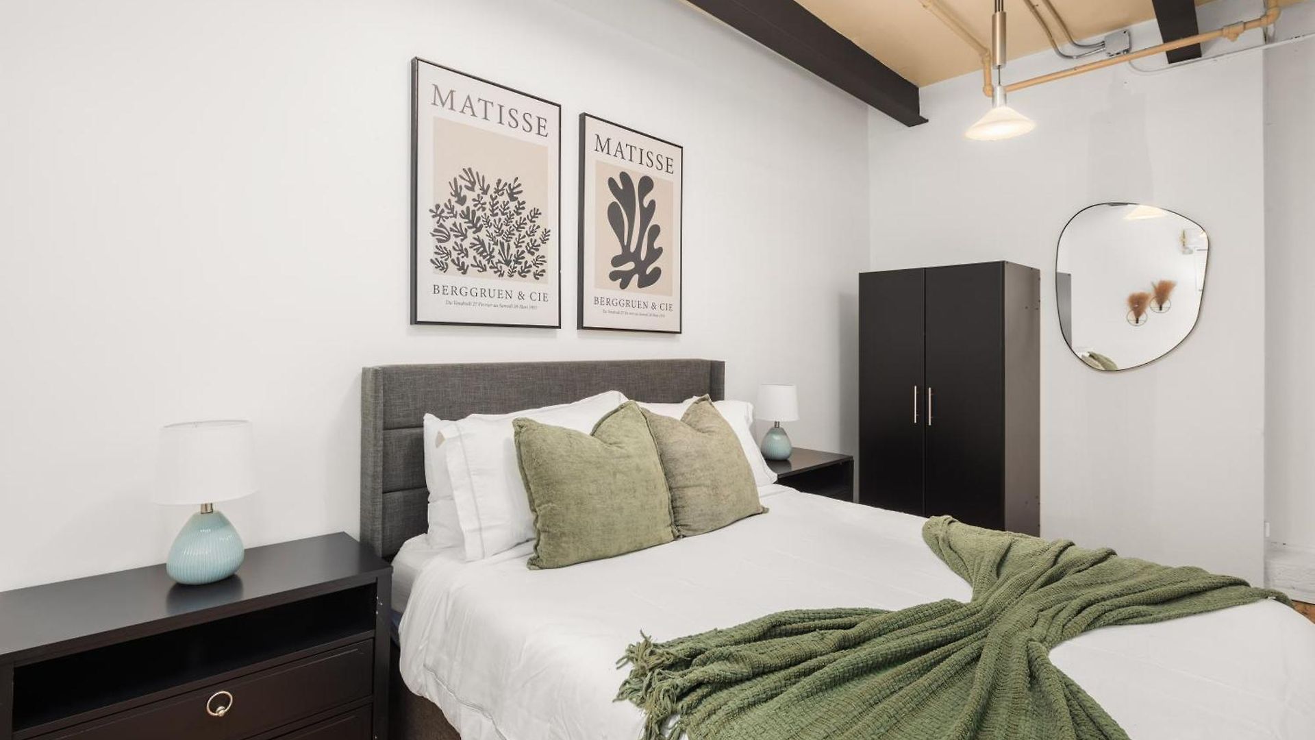 Beautifully Designed 3 Bdr In Dumbo Nyc Apartment *