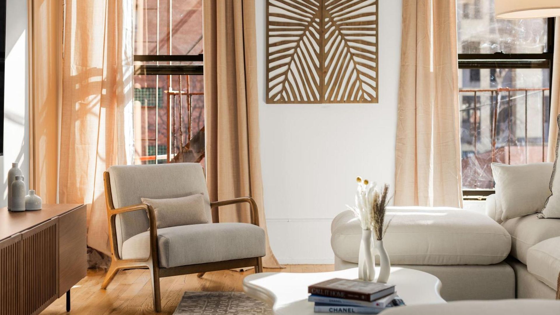Beautifully Designed 3 Bdr In Dumbo Nyc *