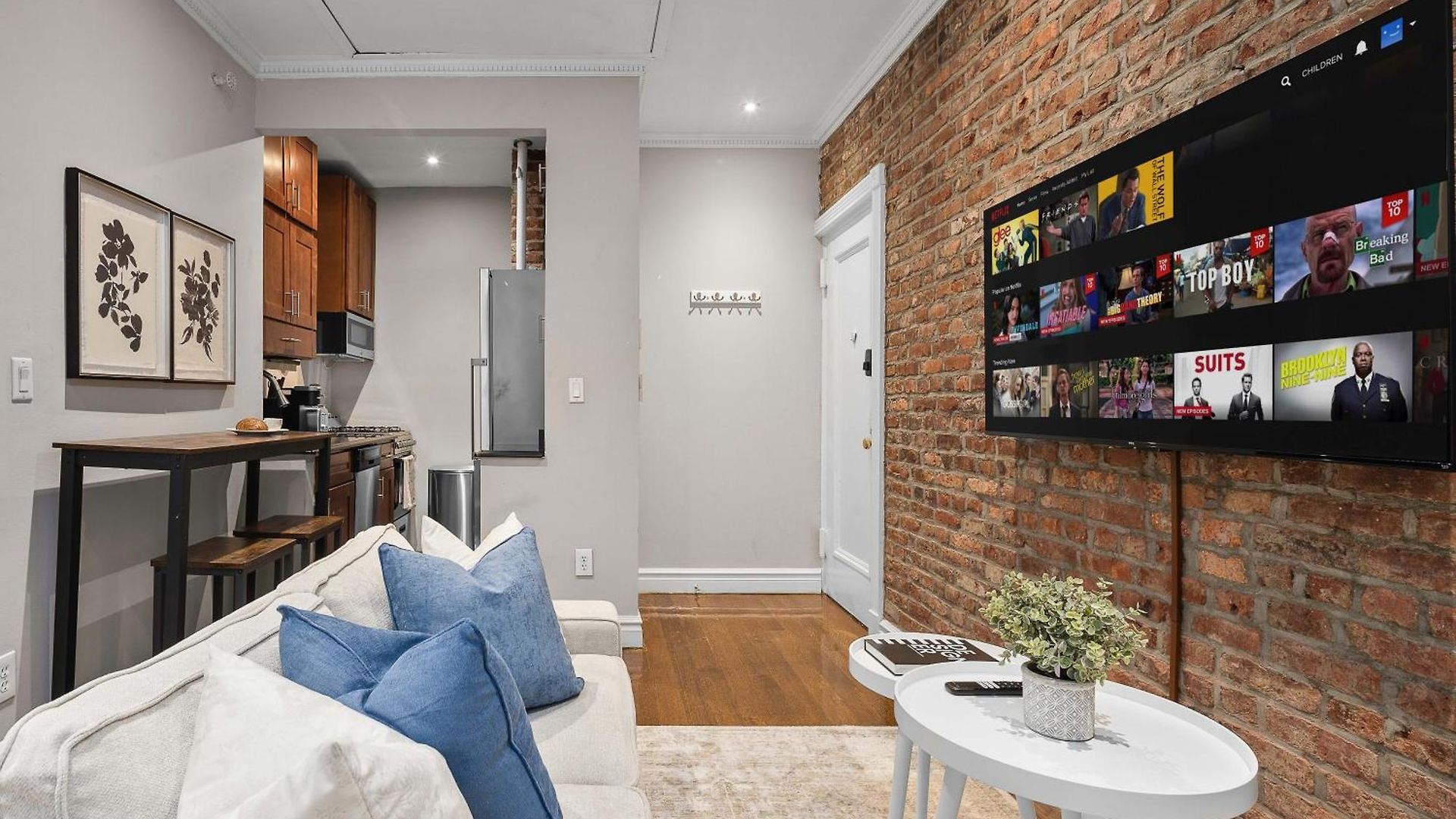 Spacious Midtown Retreat 2br Nyc Haven Near Landmarks Apartment New York