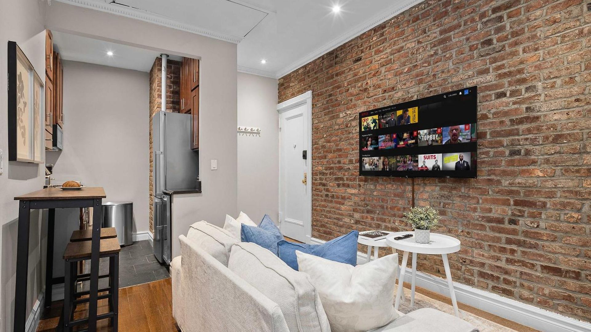 Spacious Midtown Retreat 2br Nyc Haven Near Landmarks Apartment *