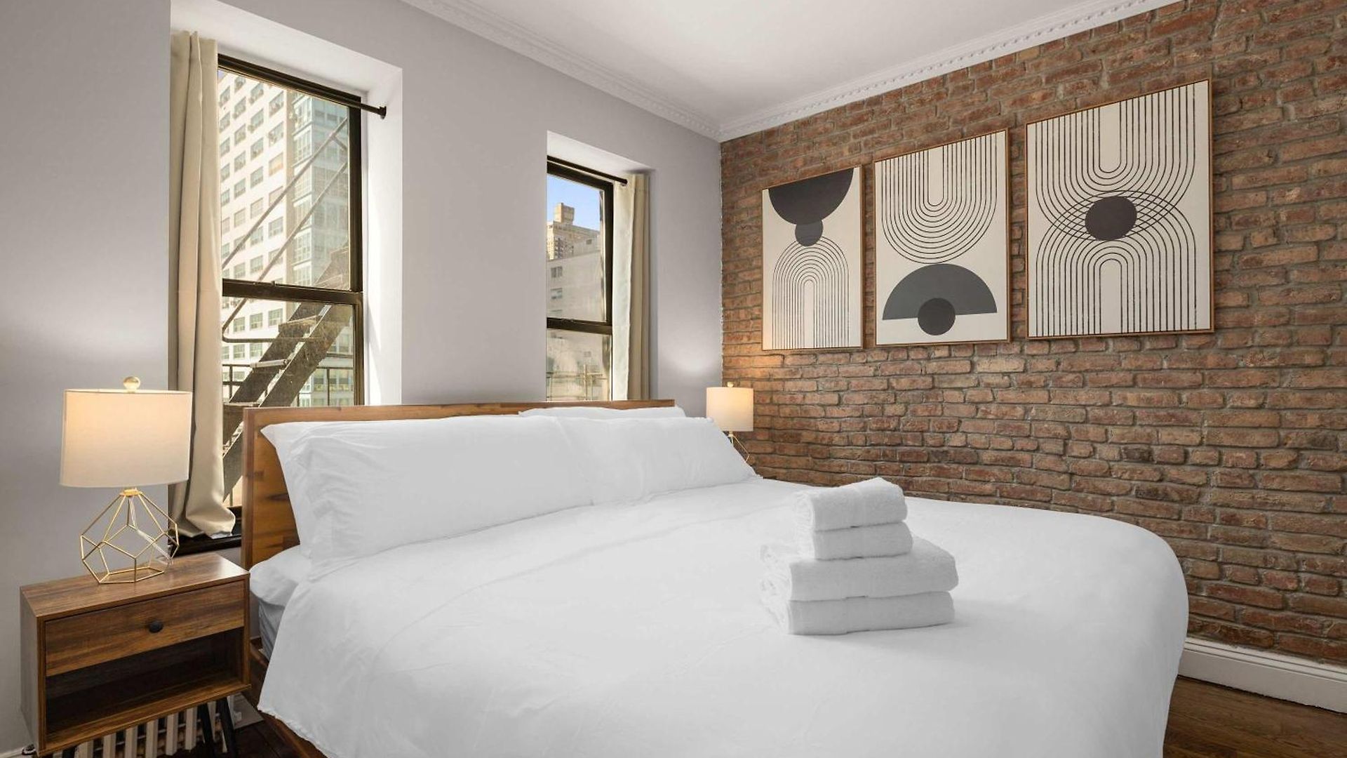 Stylish Nyc Retreat Near Attractions Apartment