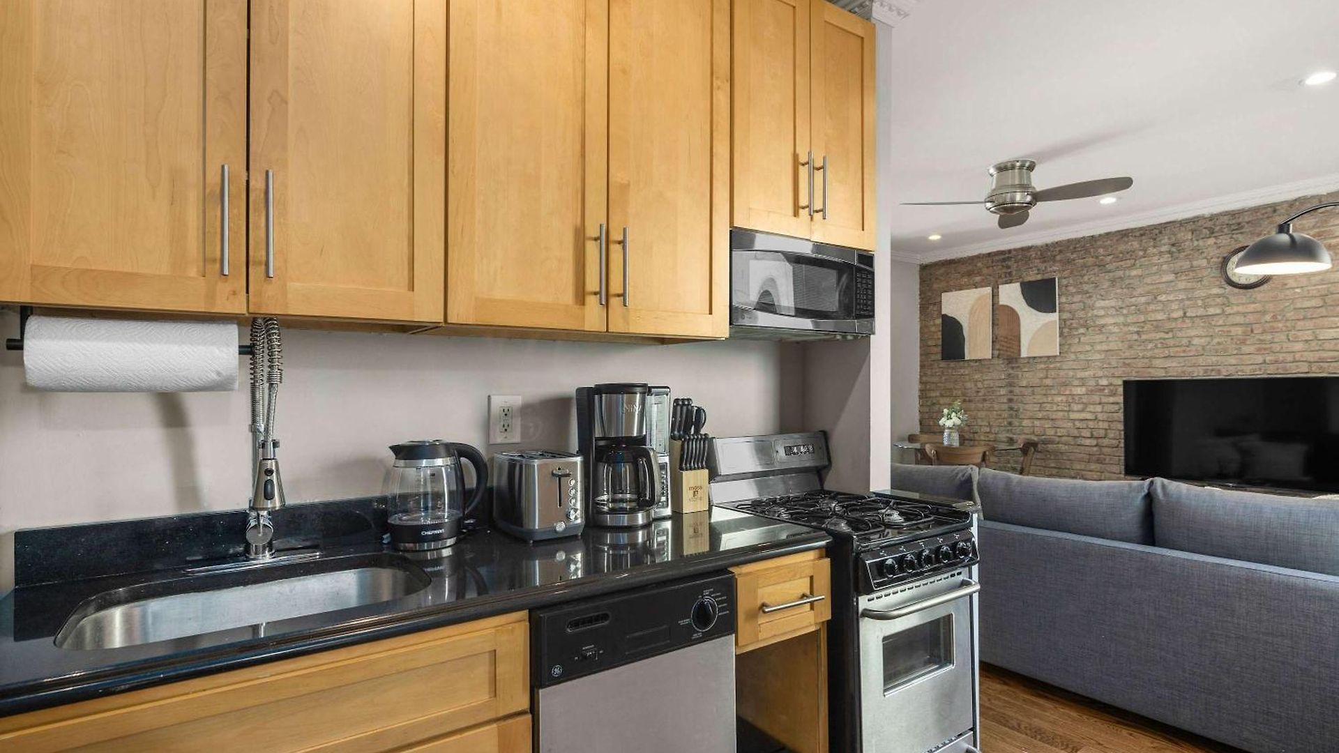 Apartment Stylish Nyc Retreat Near Attractions *