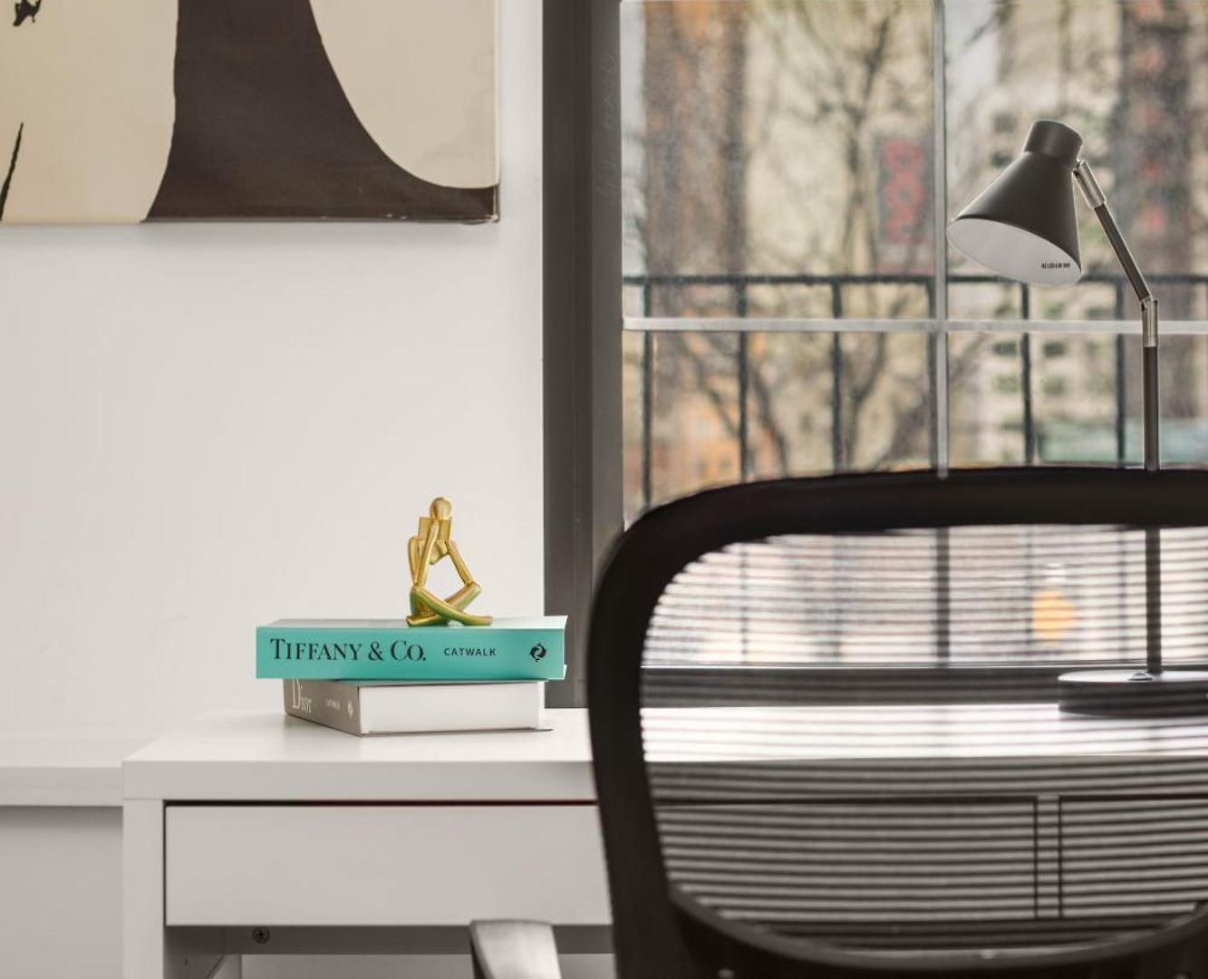 Apartment Nyc's Prime Location Upscale 2br