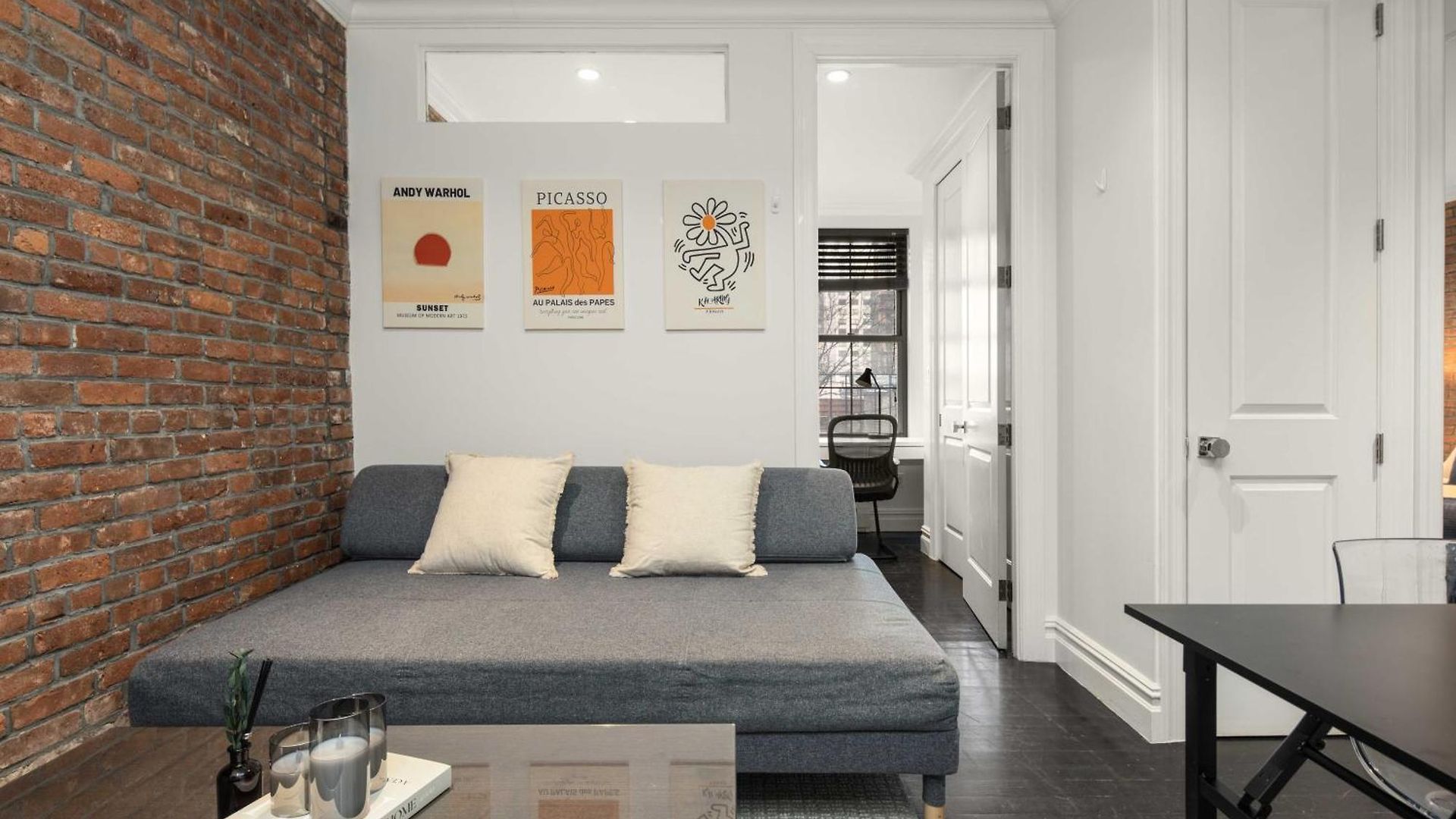 Nyc's Prime Location Upscale 2br Apartment