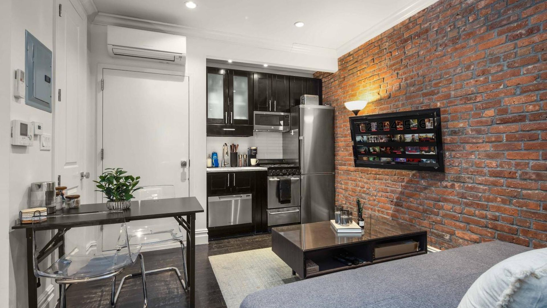 Apartment Nyc's Prime Location Upscale 2br