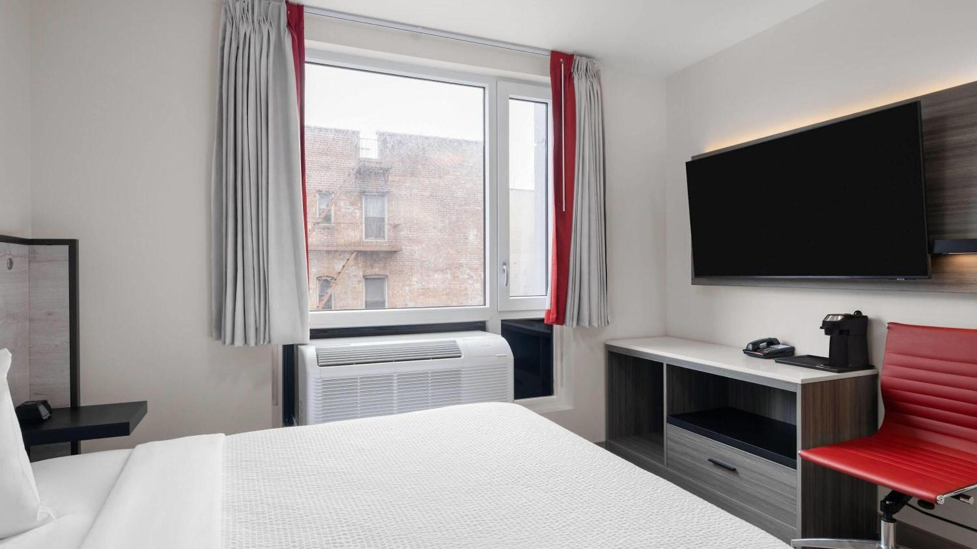 Ramada By Wyndham Brooklyn Near Flatbush New York