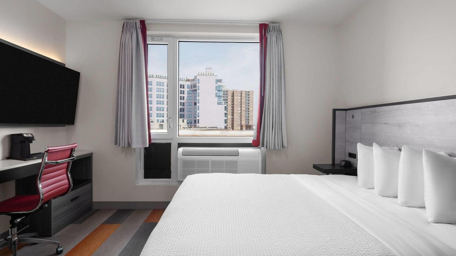 Ramada By Wyndham Brooklyn Near Flatbush 3*