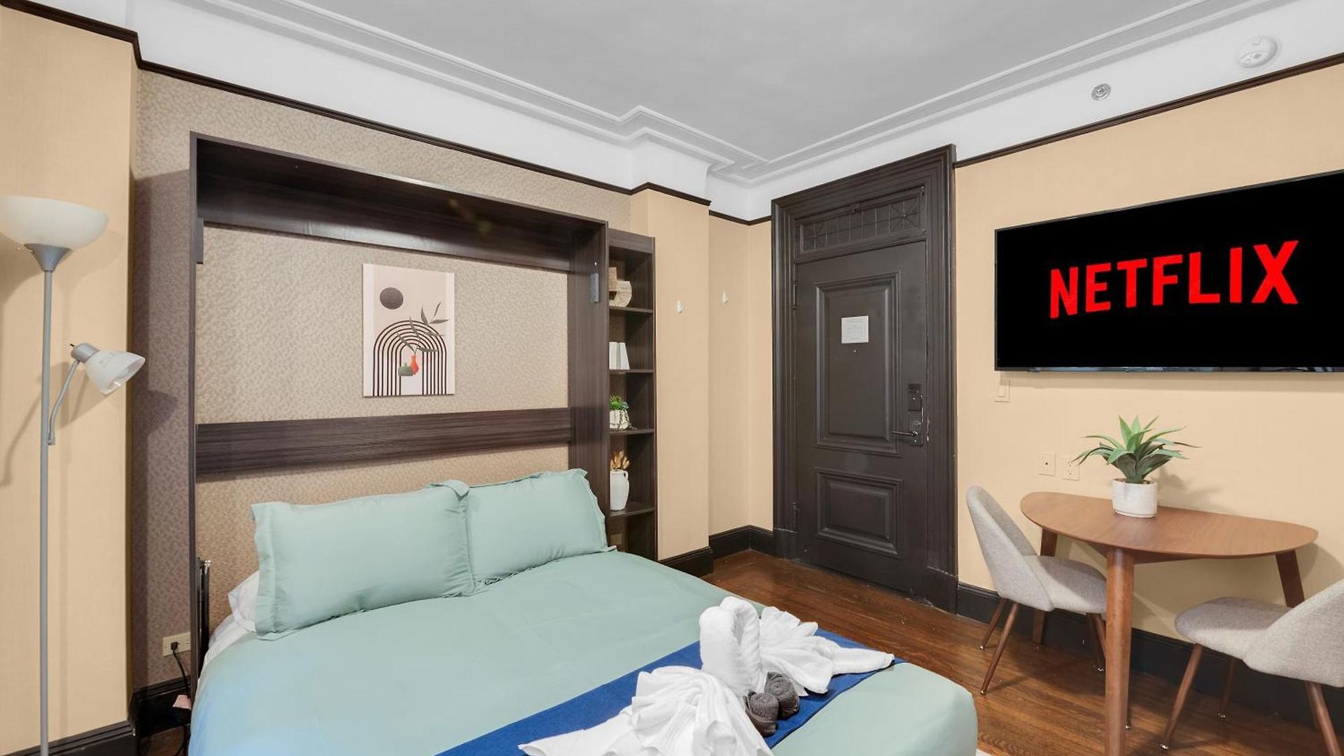 Nyc Premier Walking Distance To Times Square Apartment New York