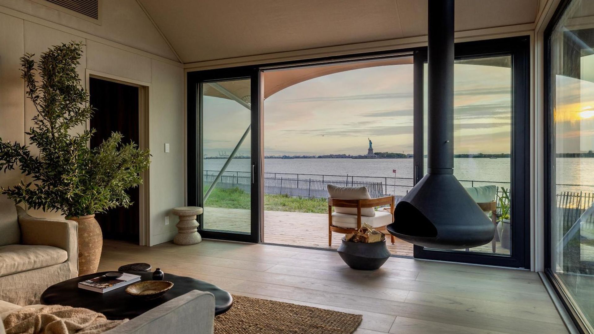 Collective Retreats Governors Island Hotel 4*