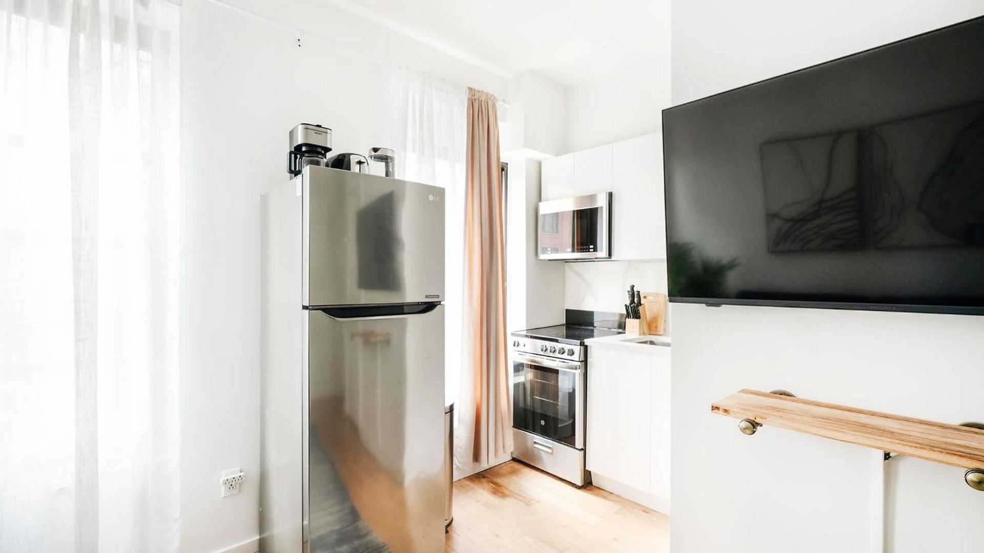 Apartment 69-2c Brand New Prime Lower East Side 1br