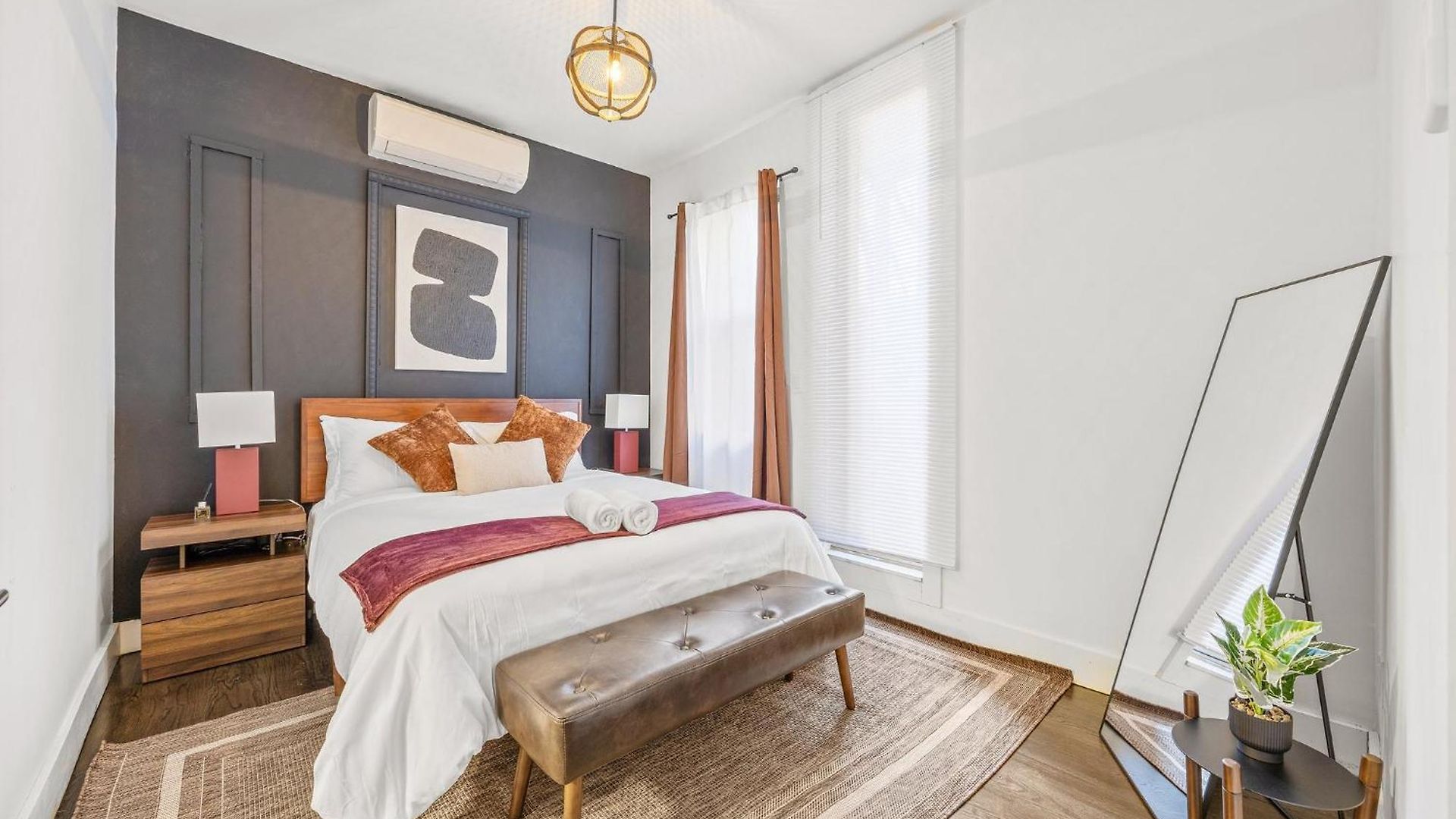 Mid-century 5br And 5 Baths W Ps5 & Laundry Apartment New York