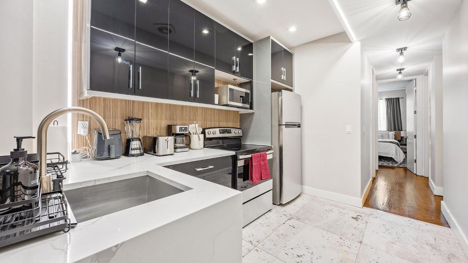 Mid-century 5br And 5 Baths W Ps5 & Laundry * New York